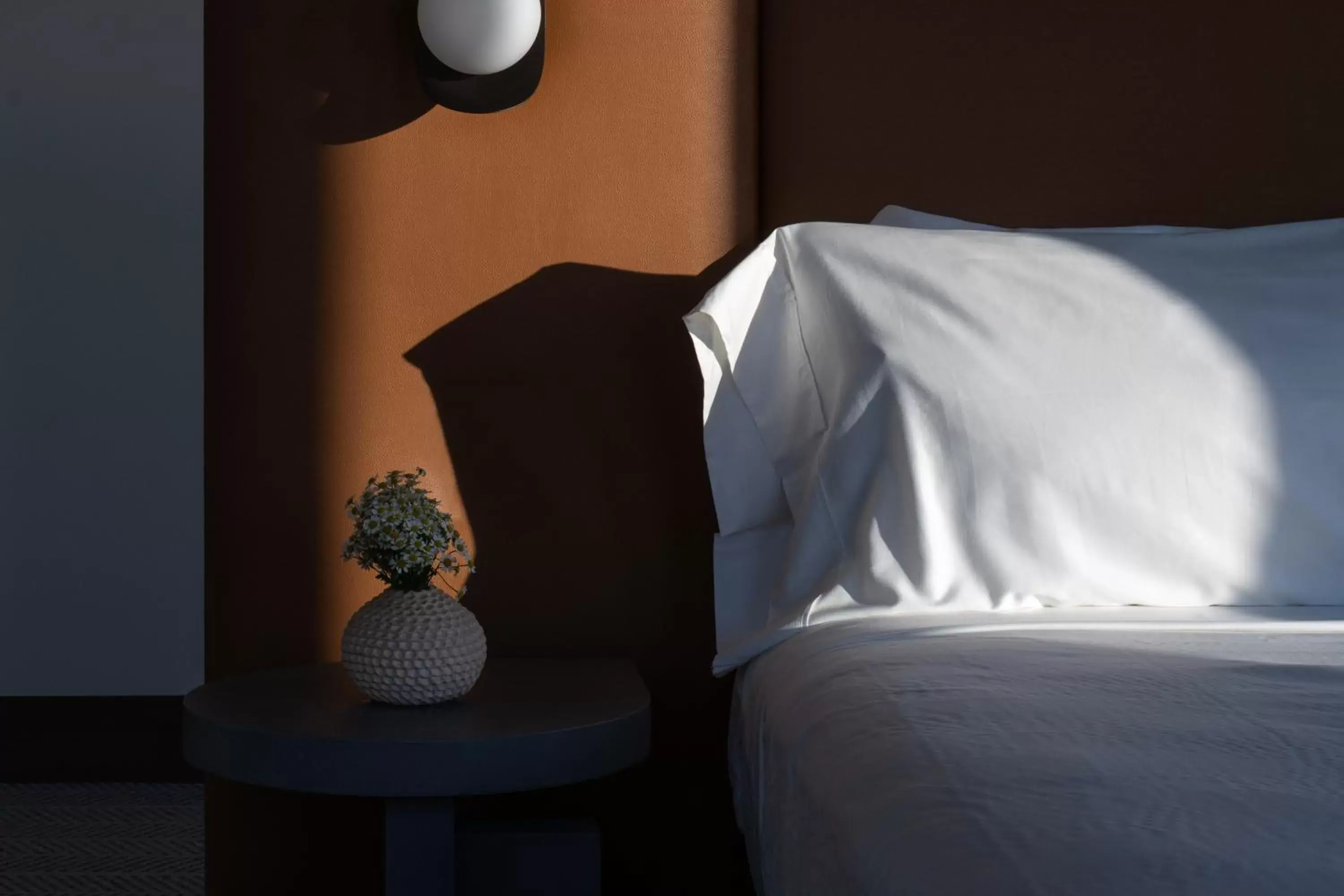 Corner King Room with Tub - Mobility and Hearing Accessible in Hotel Marcel New Haven, Tapestry Collection By Hilton Corner King Room with Tub - Mobility and Hearing Accessible in Hotel Marcel New Haven, Tapestry Collection By Hilton