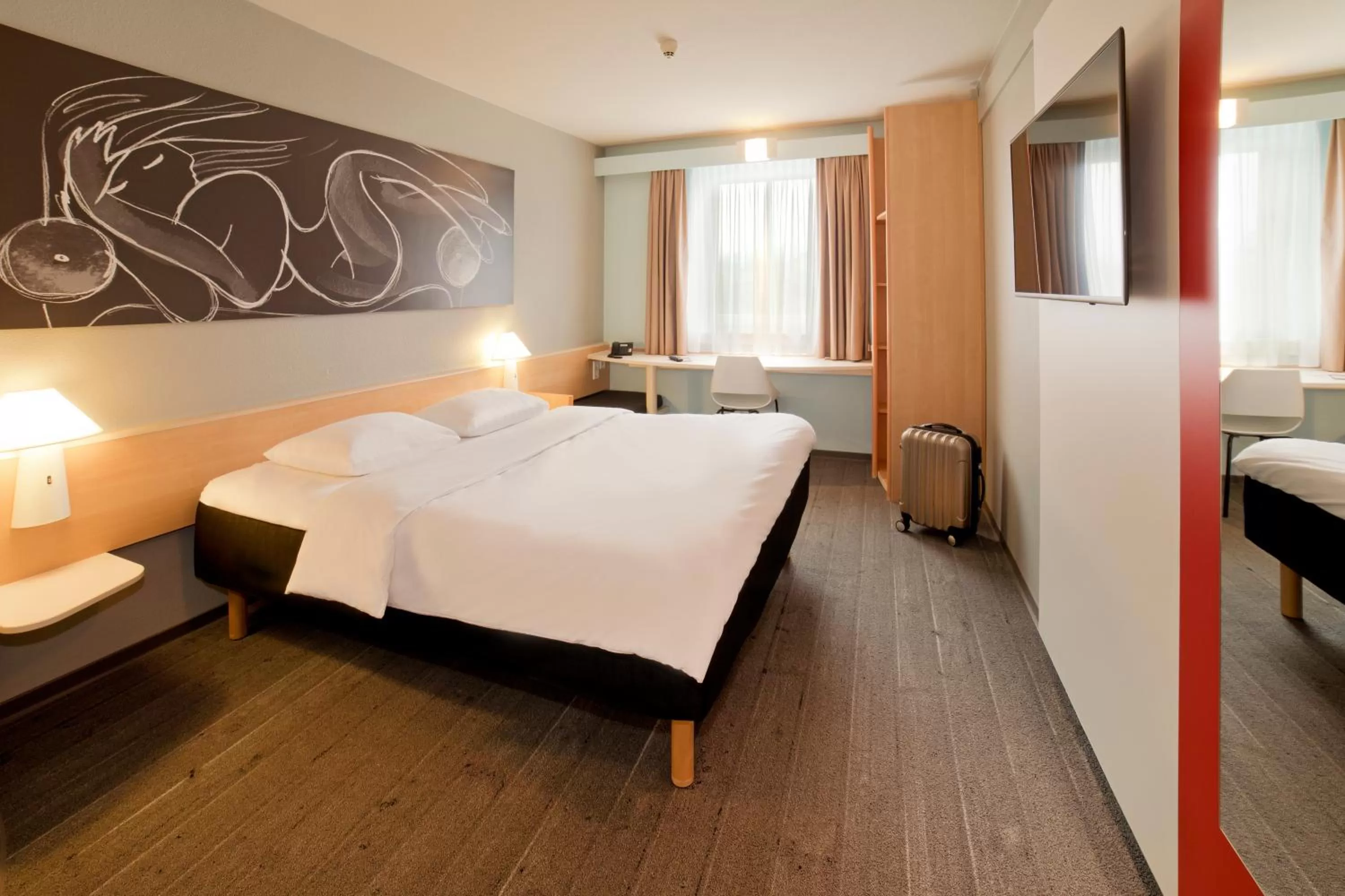 Bed in ibis Jena City