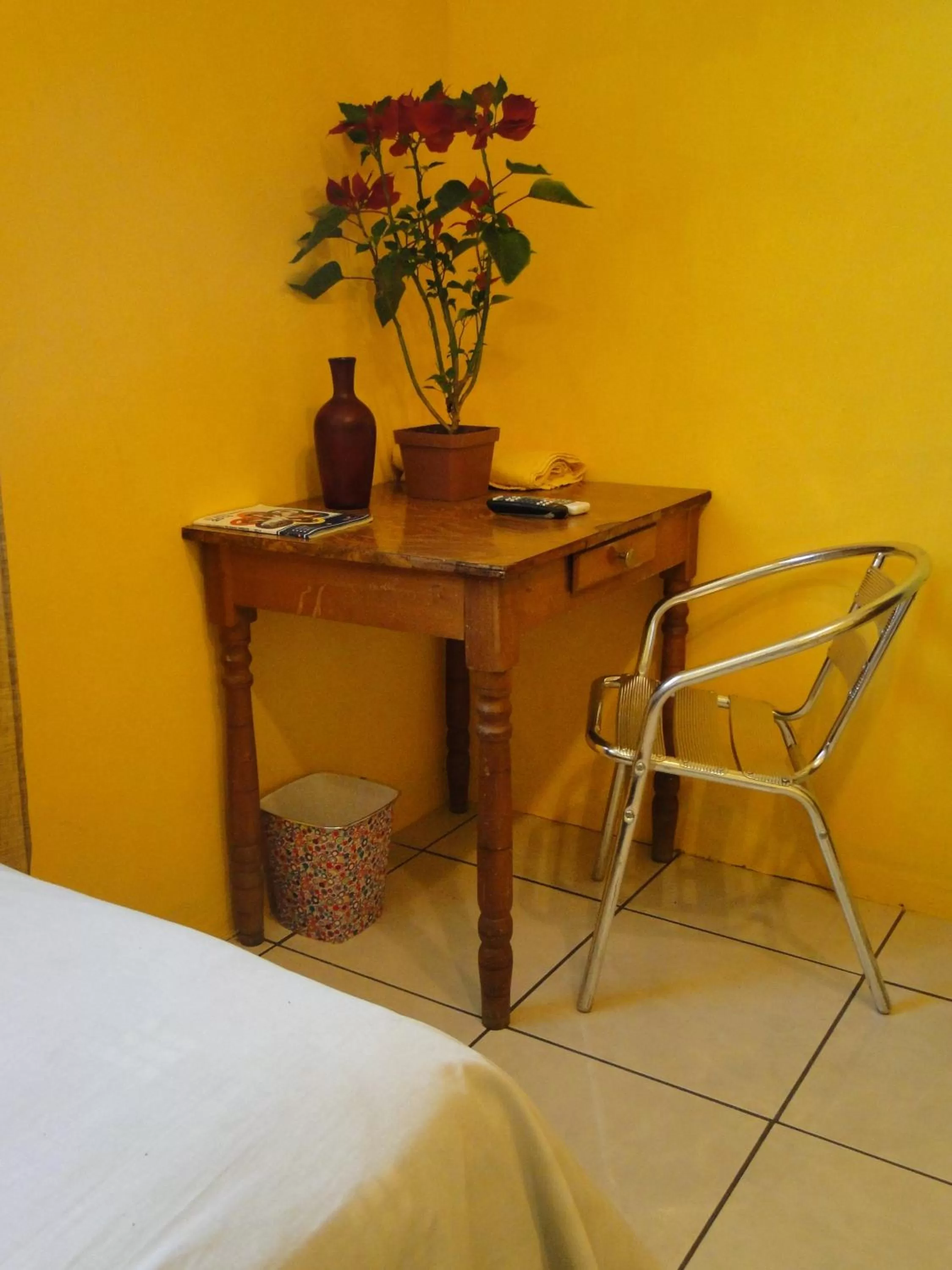 Decorative detail in Hotel Caleta