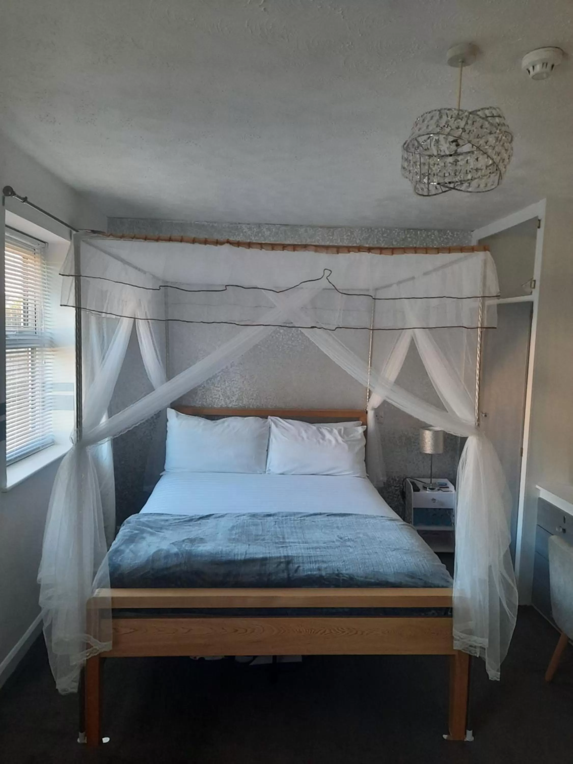 Bed in Cedarville Guesthouse