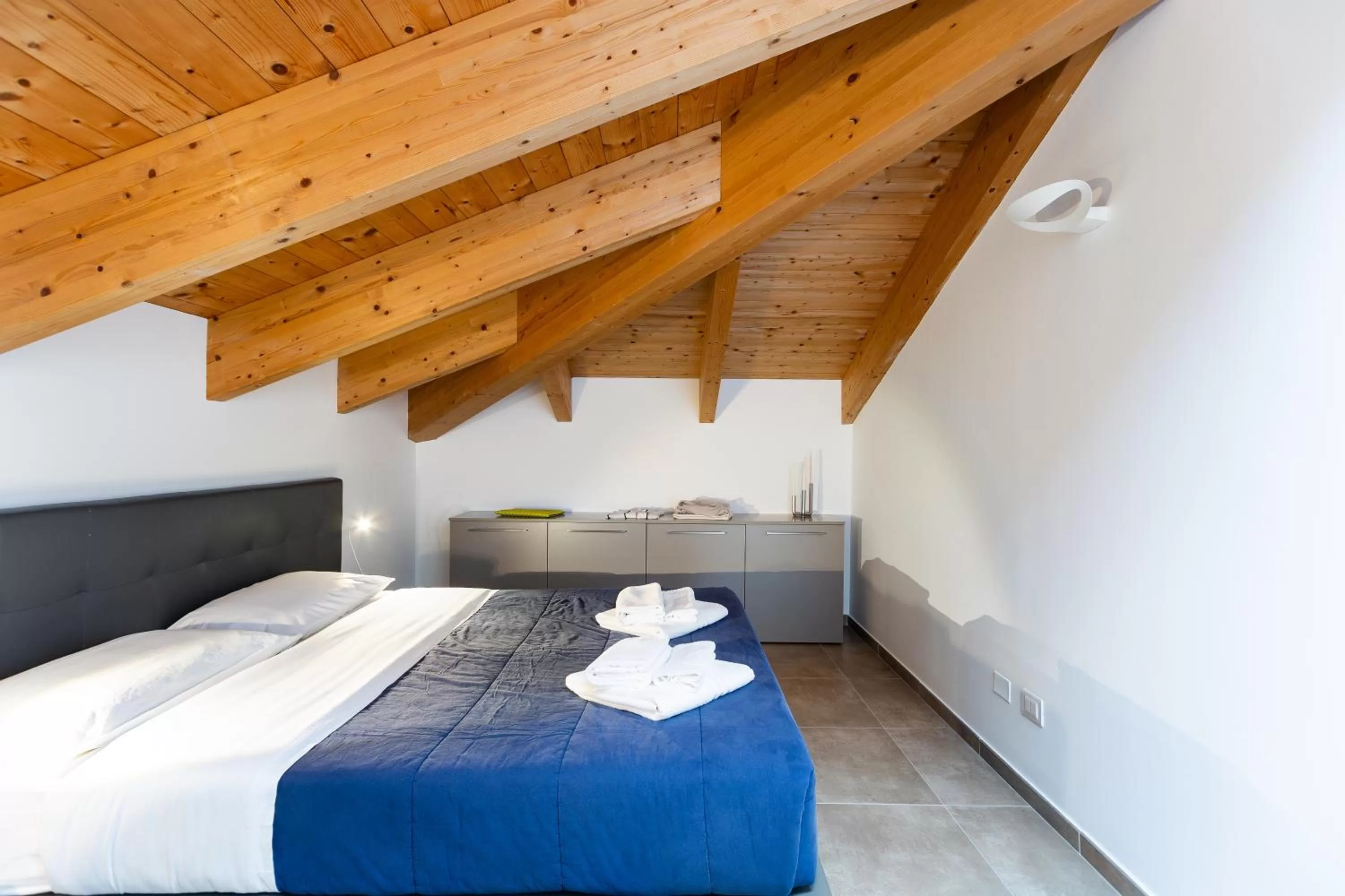 Bedroom, Bed in Dreams Hotel Residenza Pianell 10