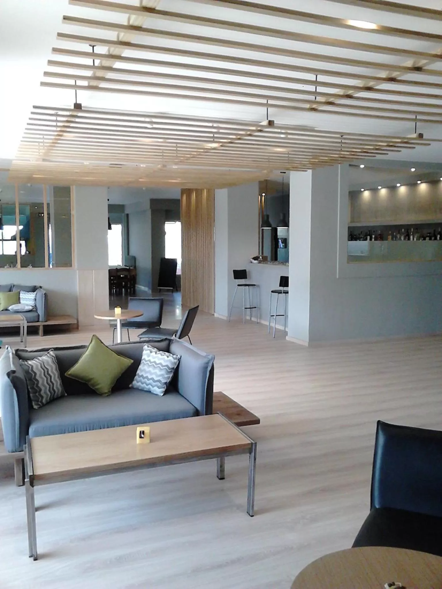 Seating Area in King Alexander