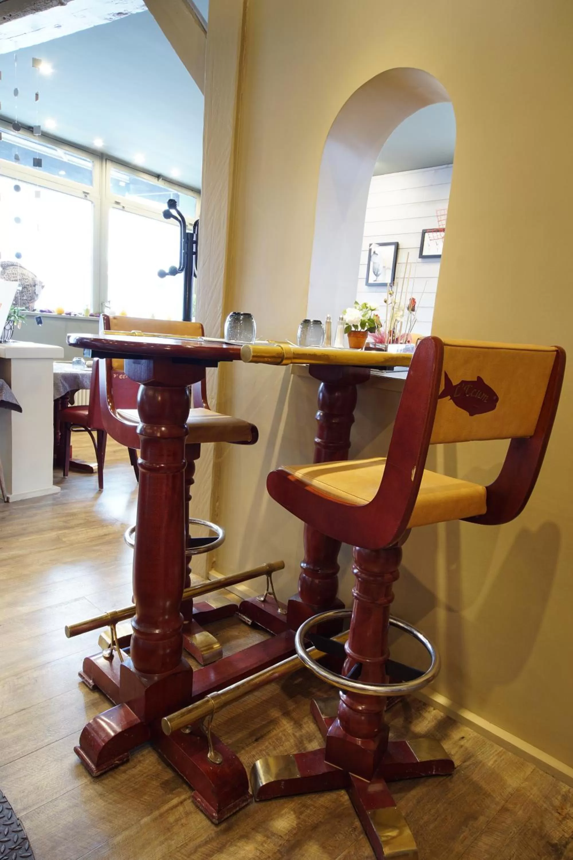 Decorative detail in L'HÔTEL de CHARTRES