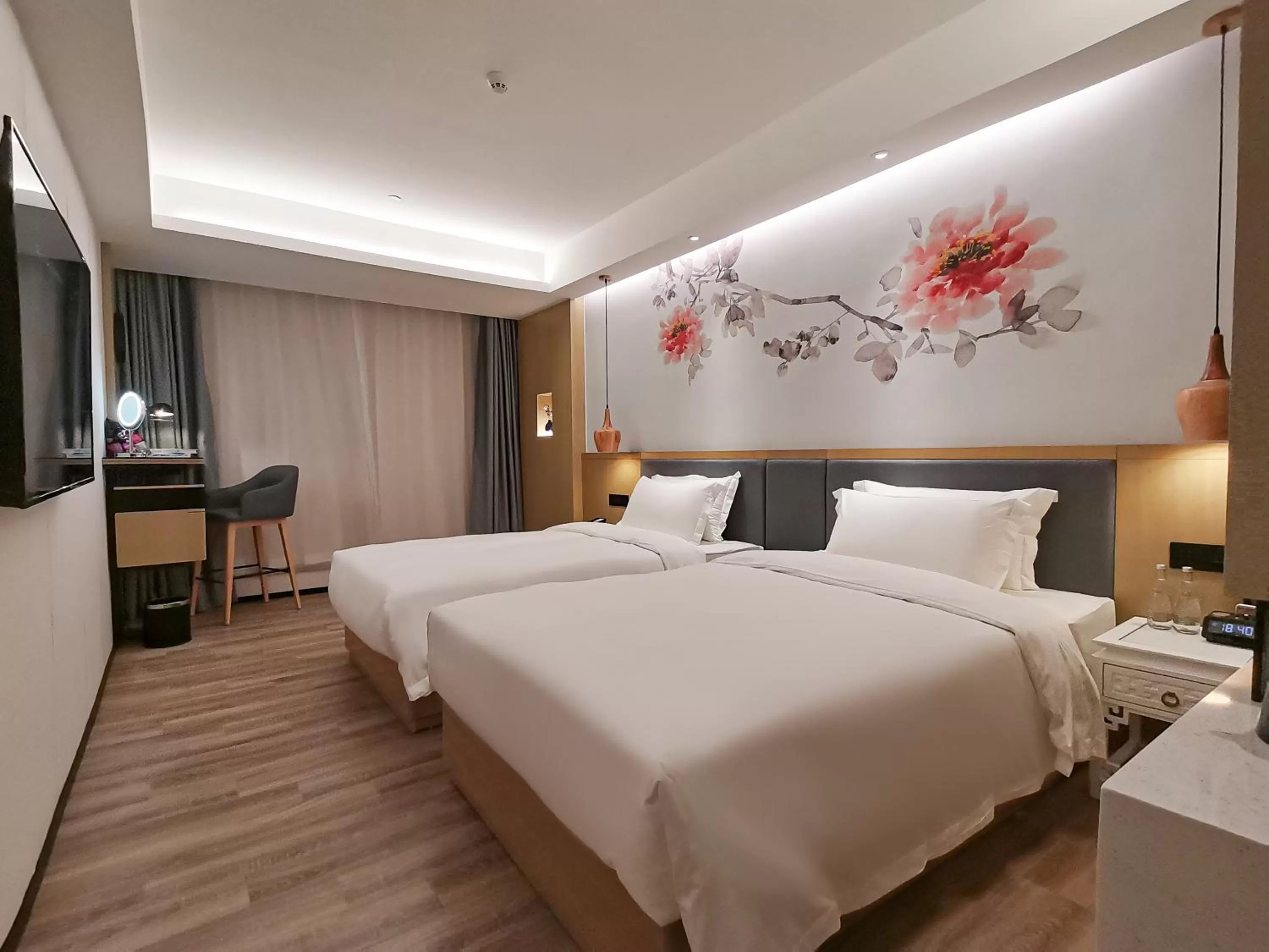 Standard Twin Room in Paco Hotel BeiJing Road Metro Guangzhou-Free Shuttle Bus For Canton Fair