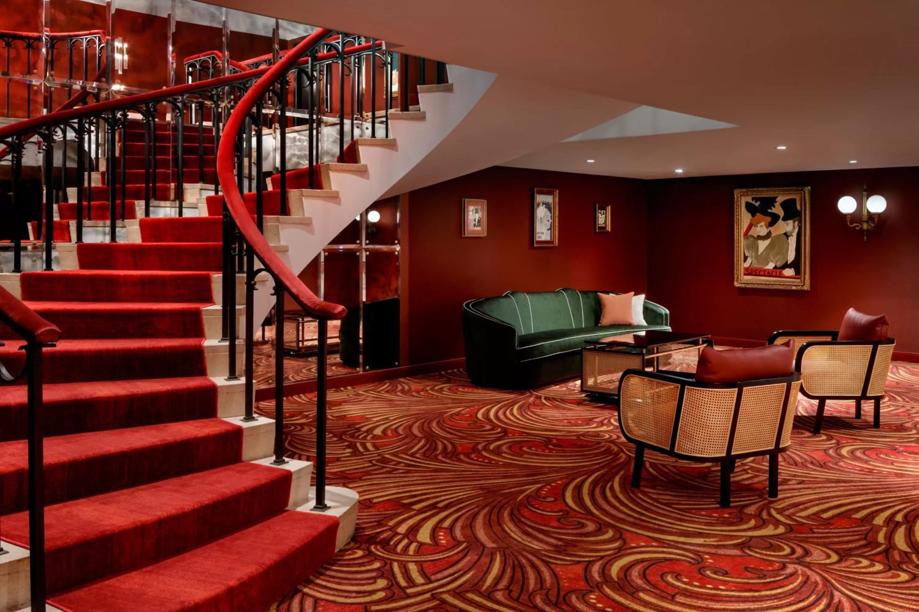 Lounge or bar in Montreal Marriott Chateau Champlain