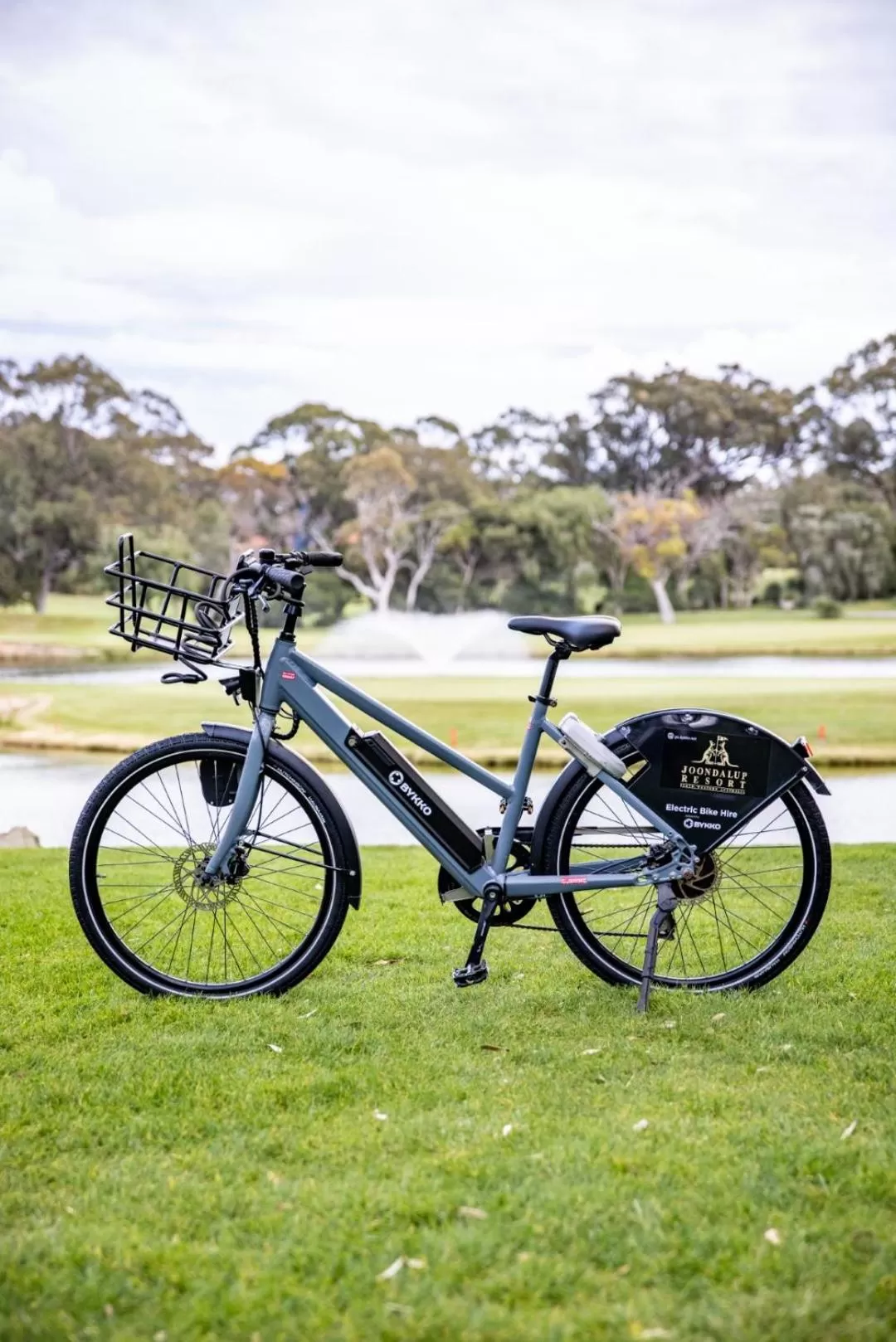Cycling in Joondalup Resort
