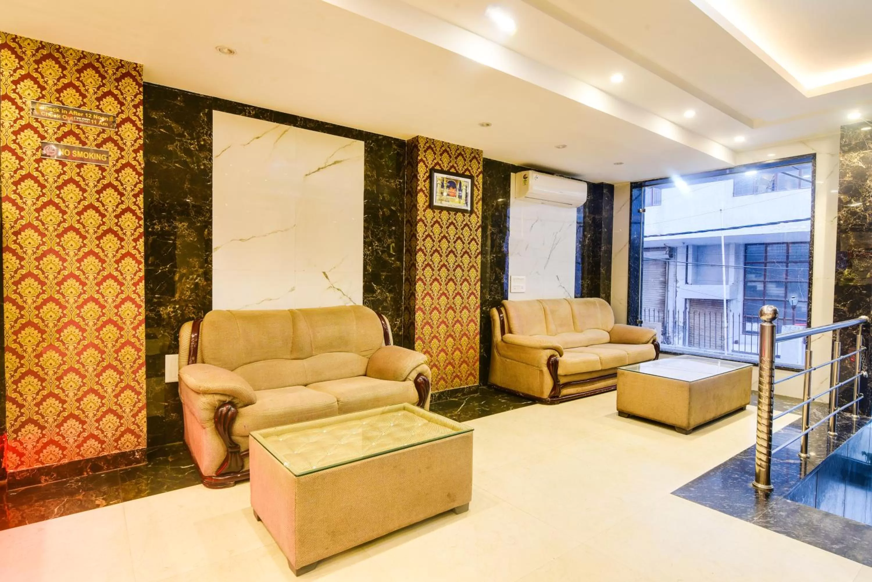 Lobby or reception in Olivia Hotels At Delhi Airport