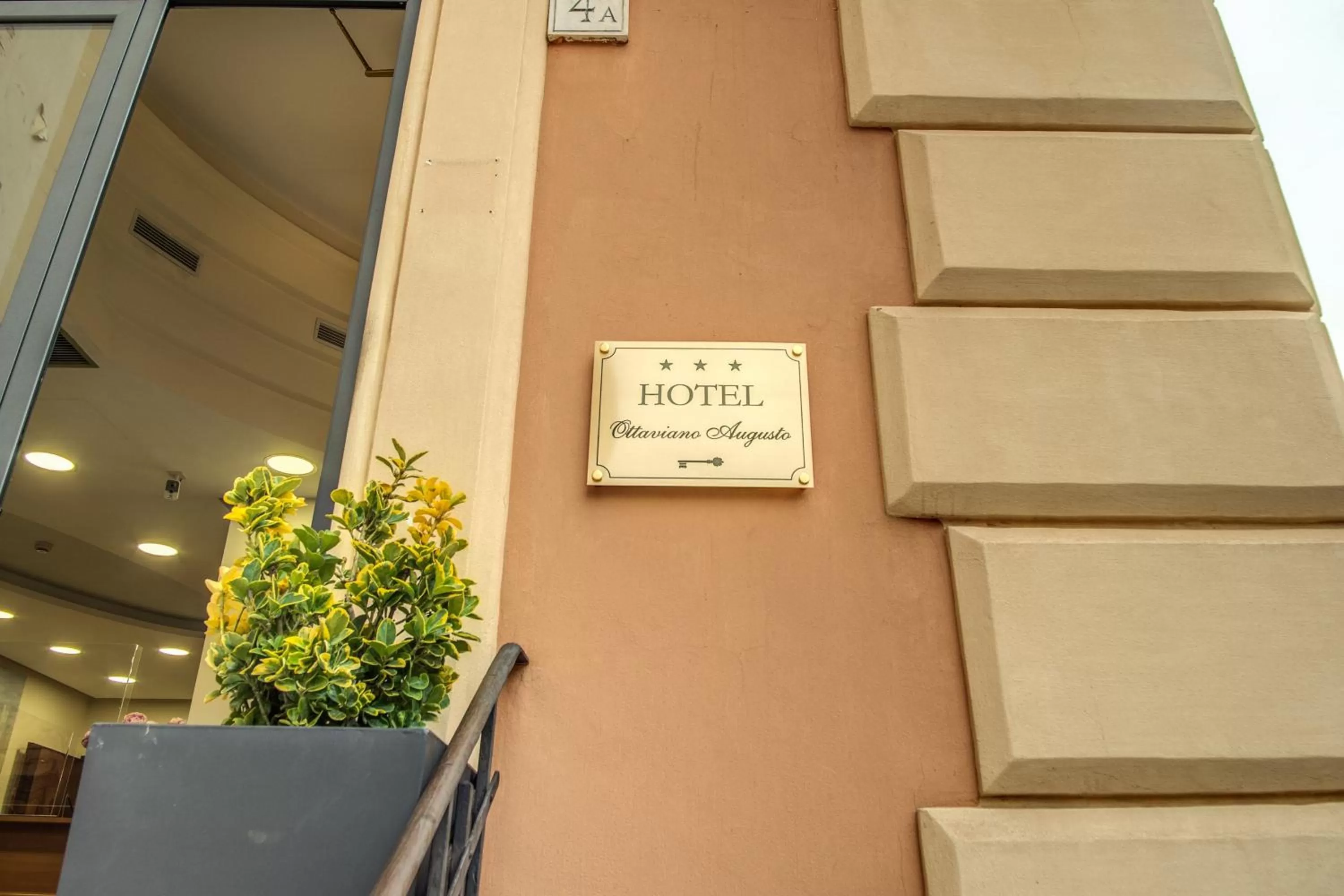 Facade/entrance in Hotel Ottaviano Augusto