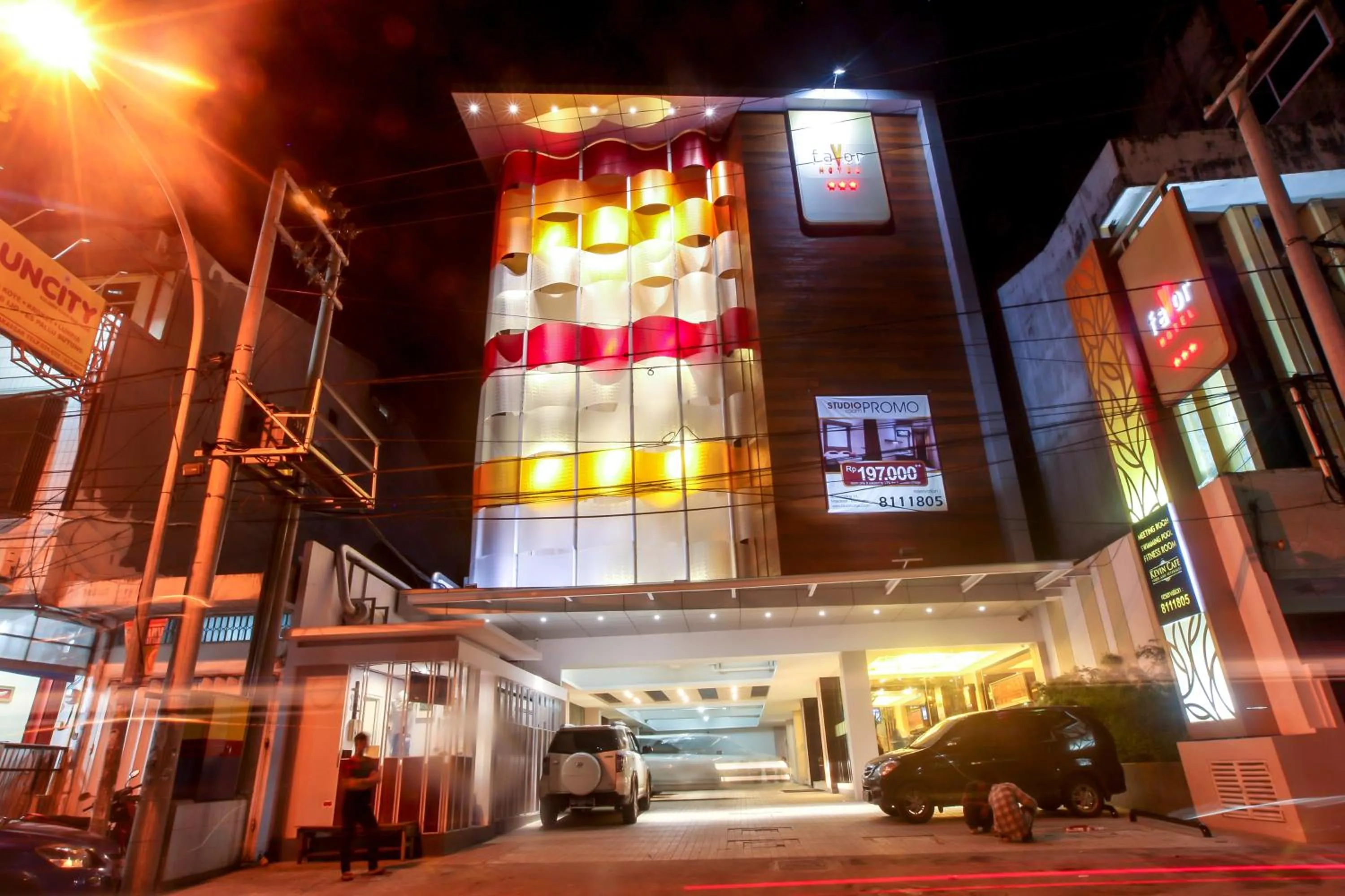 Property building in Favor Hotel Makassar City Center By LIFE