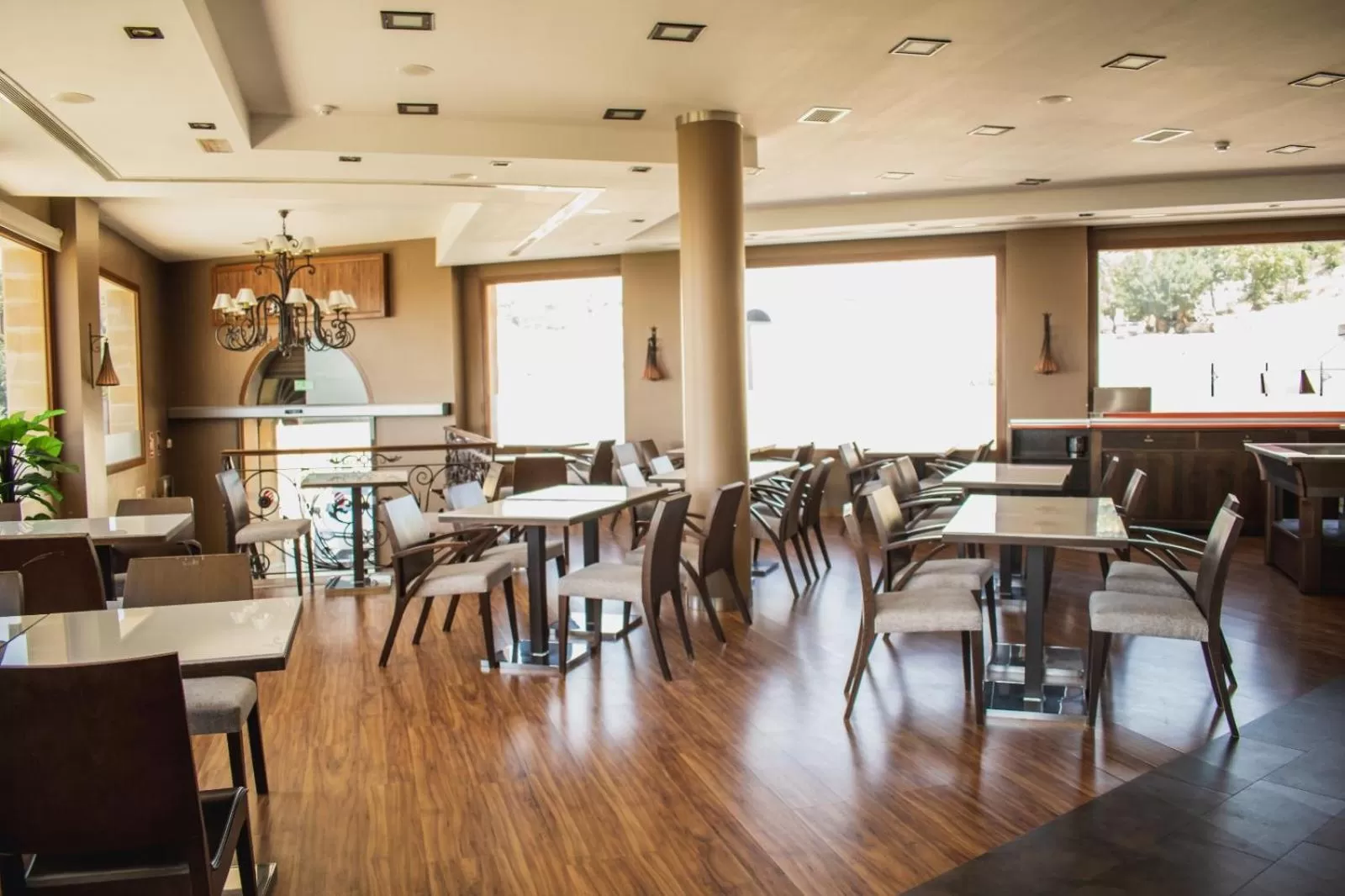 Lounge or bar in Hotel Campos de Baeza