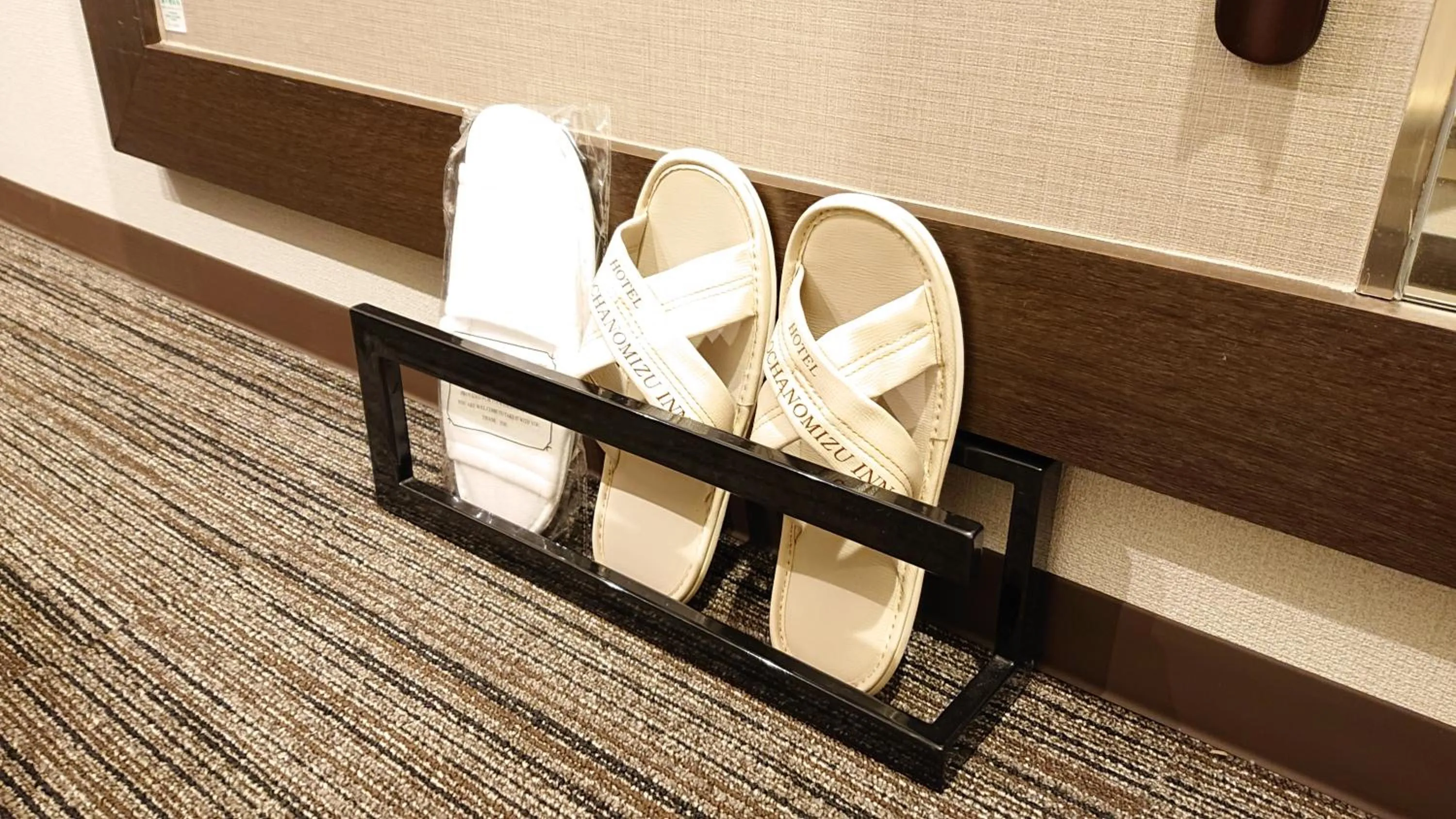 Decorative detail in Ochanomizu Inn