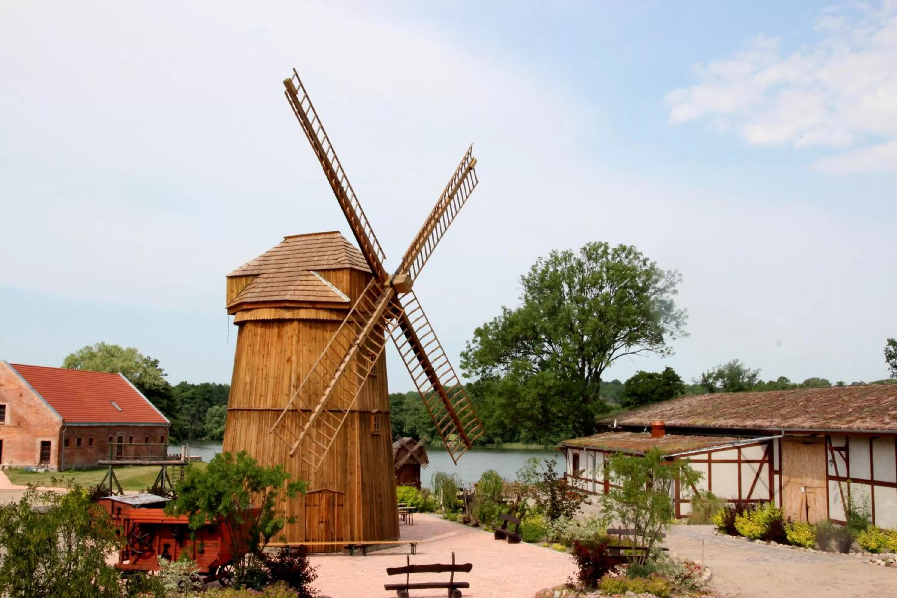 Property building in Olandia