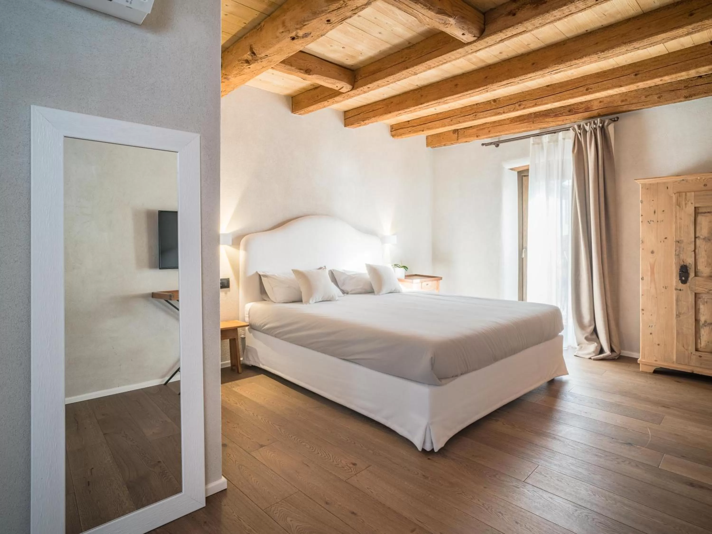 Bed in Borgo San Verolo B&B