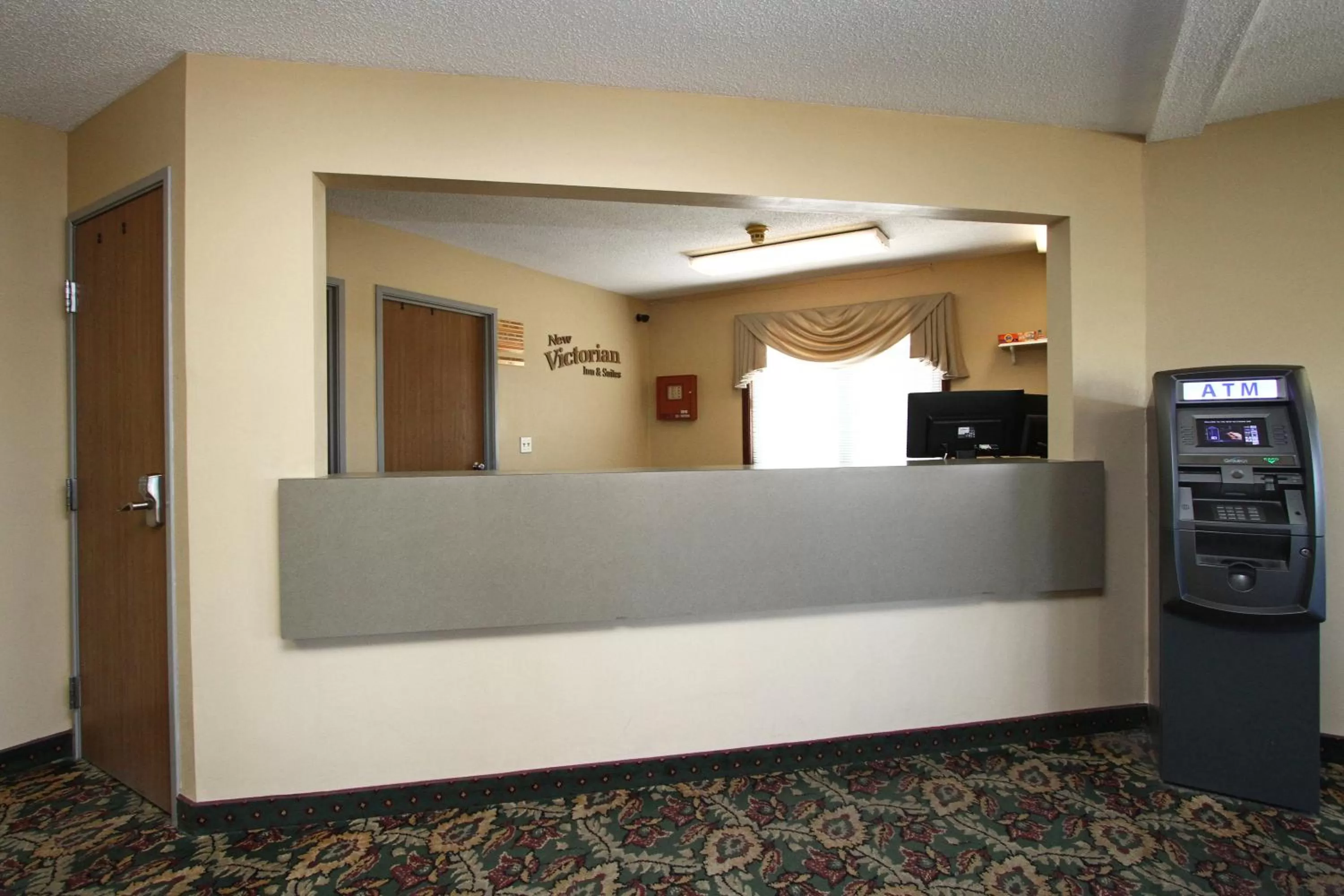 Lobby or reception in New Victorian Inn & Suites Kearney