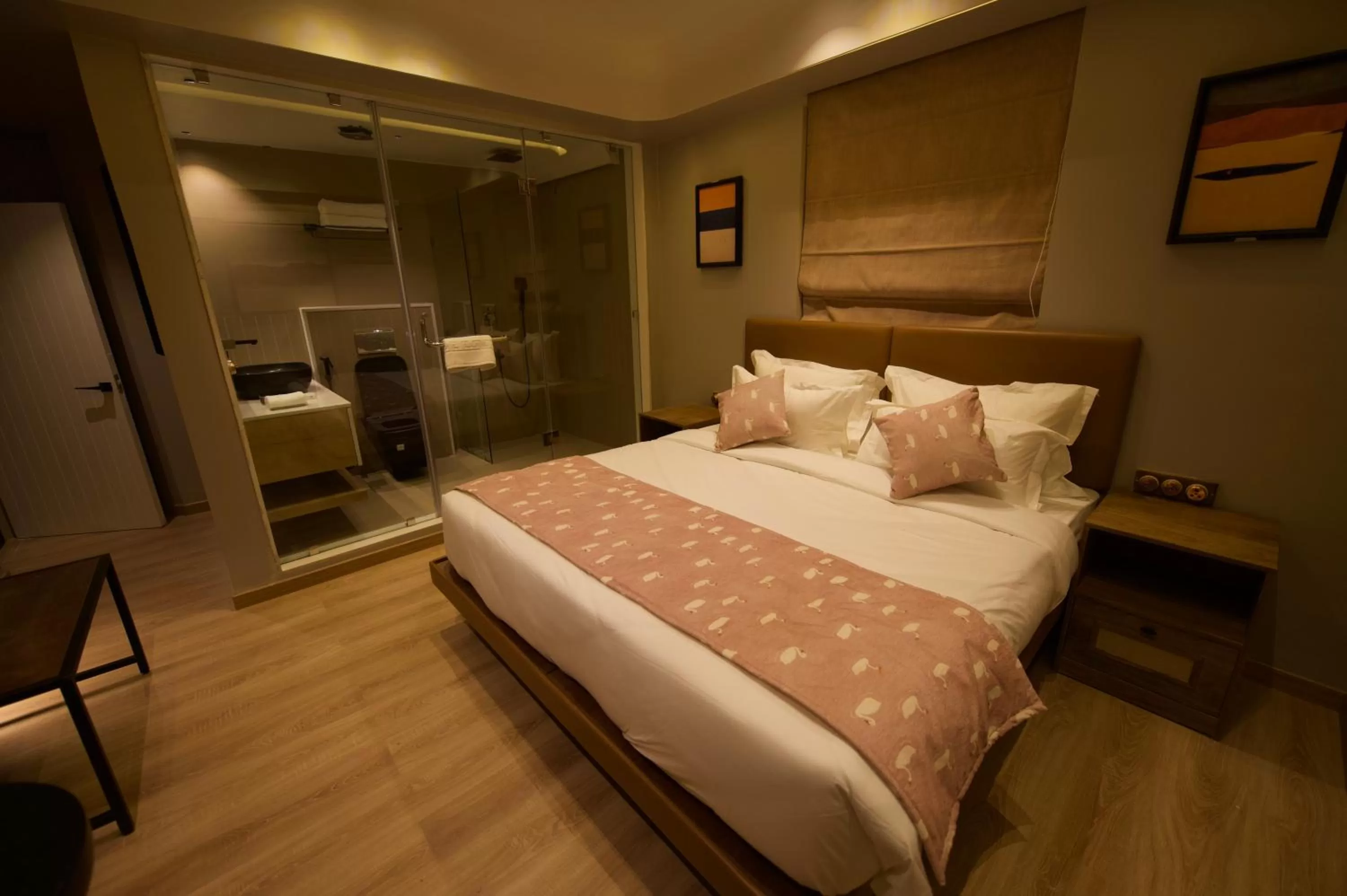 Bed in The Red Pier - My Downtown Hotels