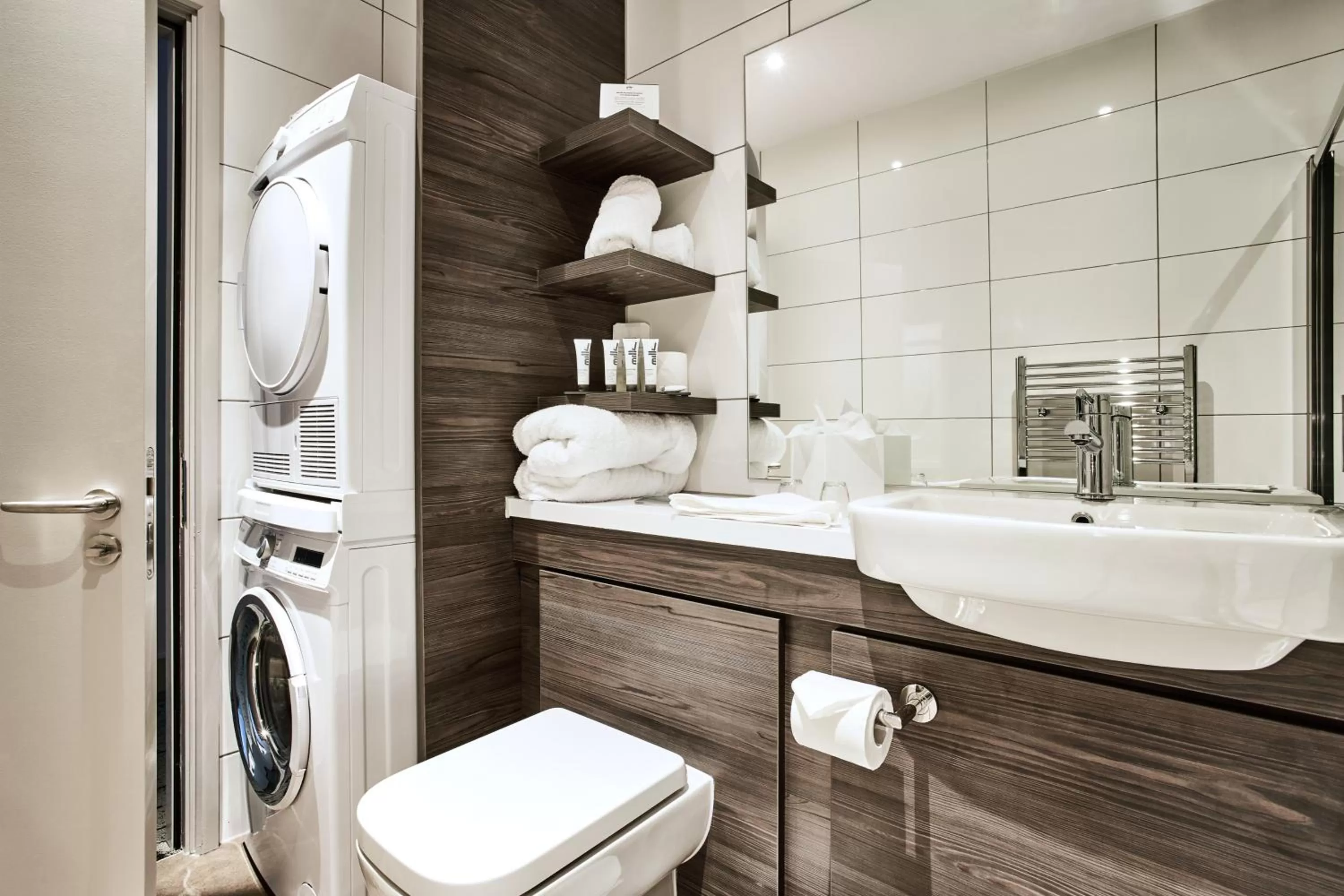 Bathroom in Citadines City Centre Liverpool