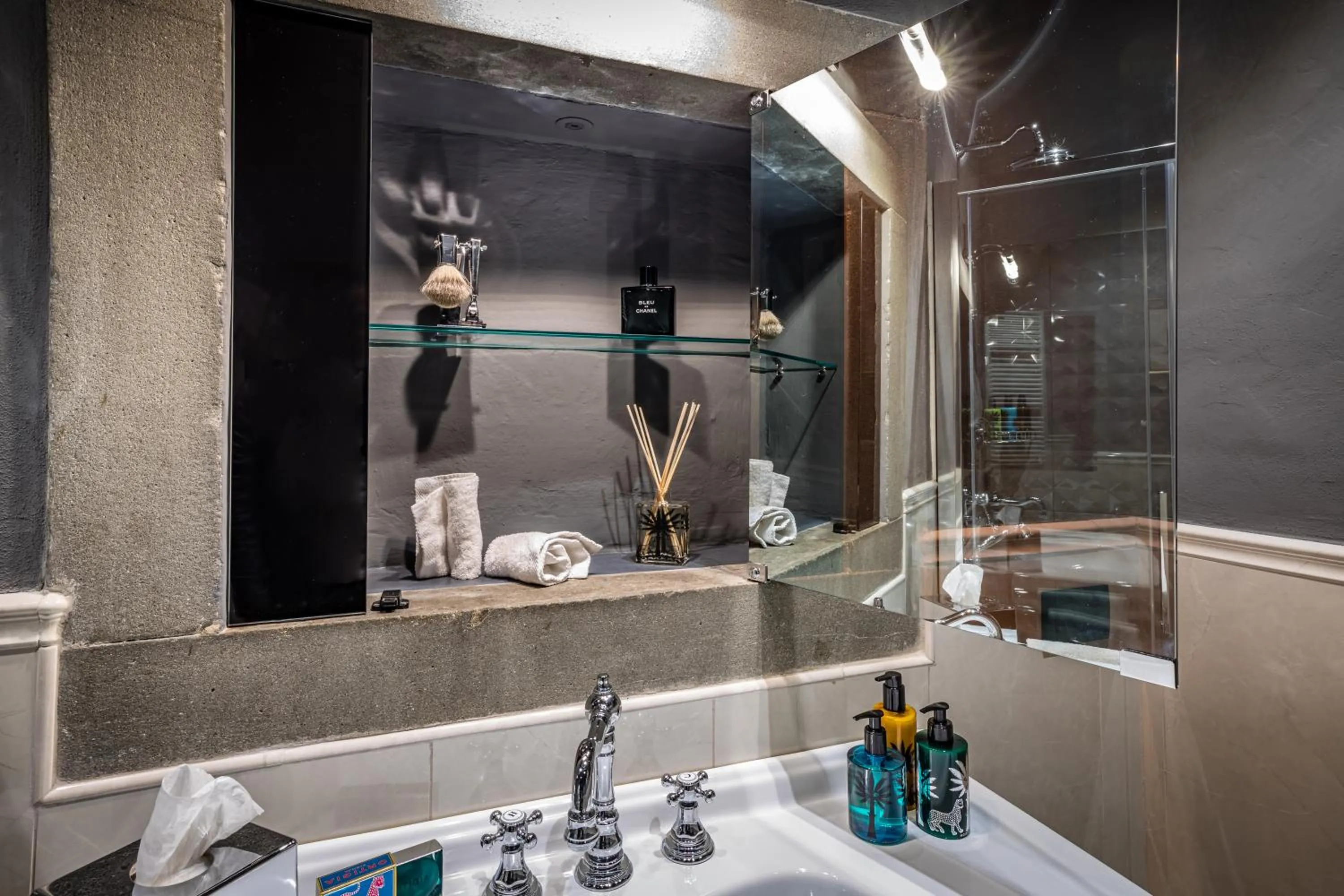 Decorative detail in Palazzo Bianca Cappello Residenza d'Epoca