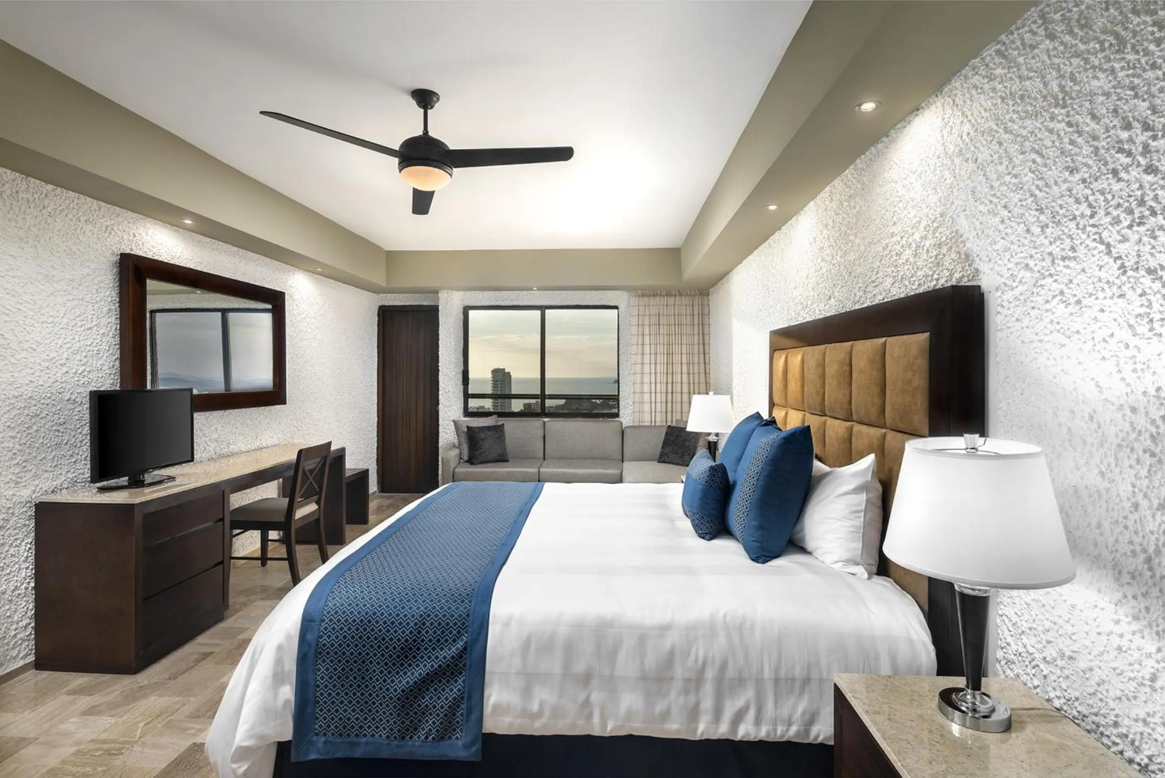 Bed in El Cid El Moro Beach