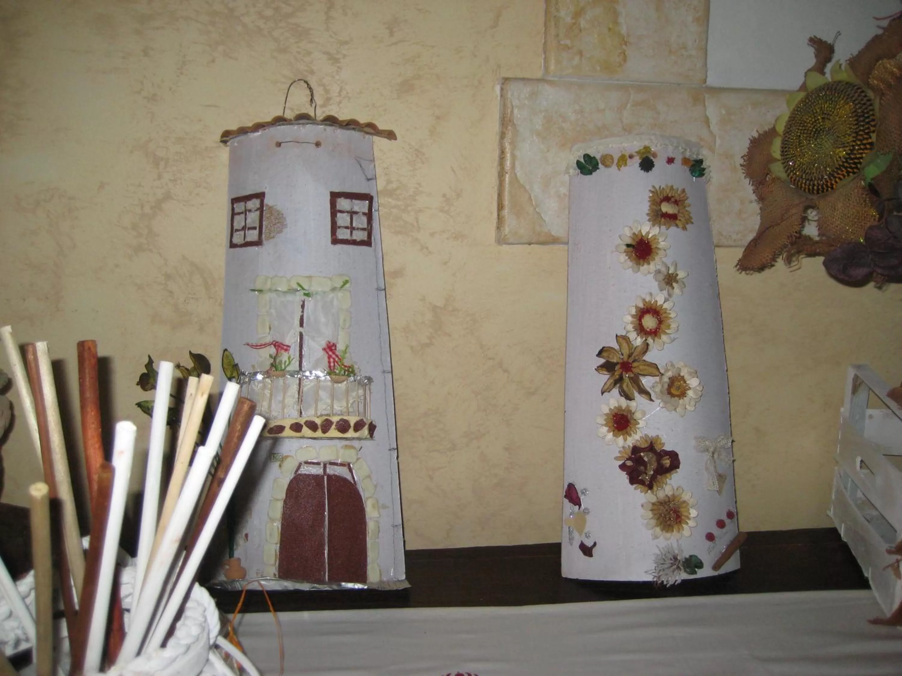 Decorative detail in Oasi del Lago