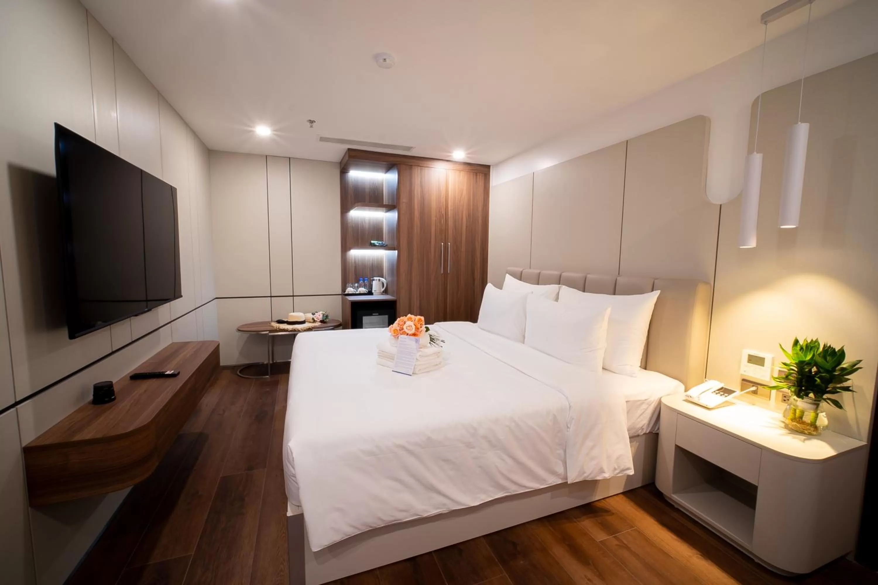 Standard Double Room in Danitel Halong