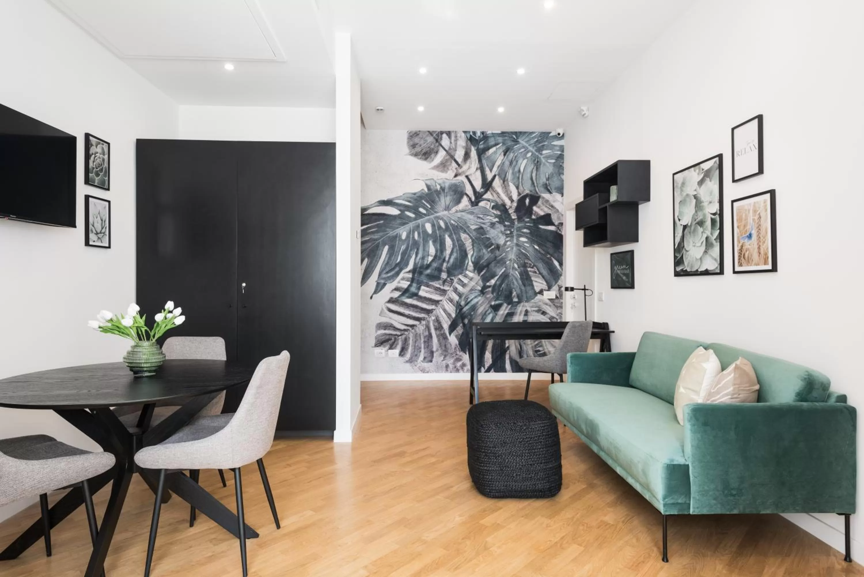 Communal lounge/ TV room in AT 41