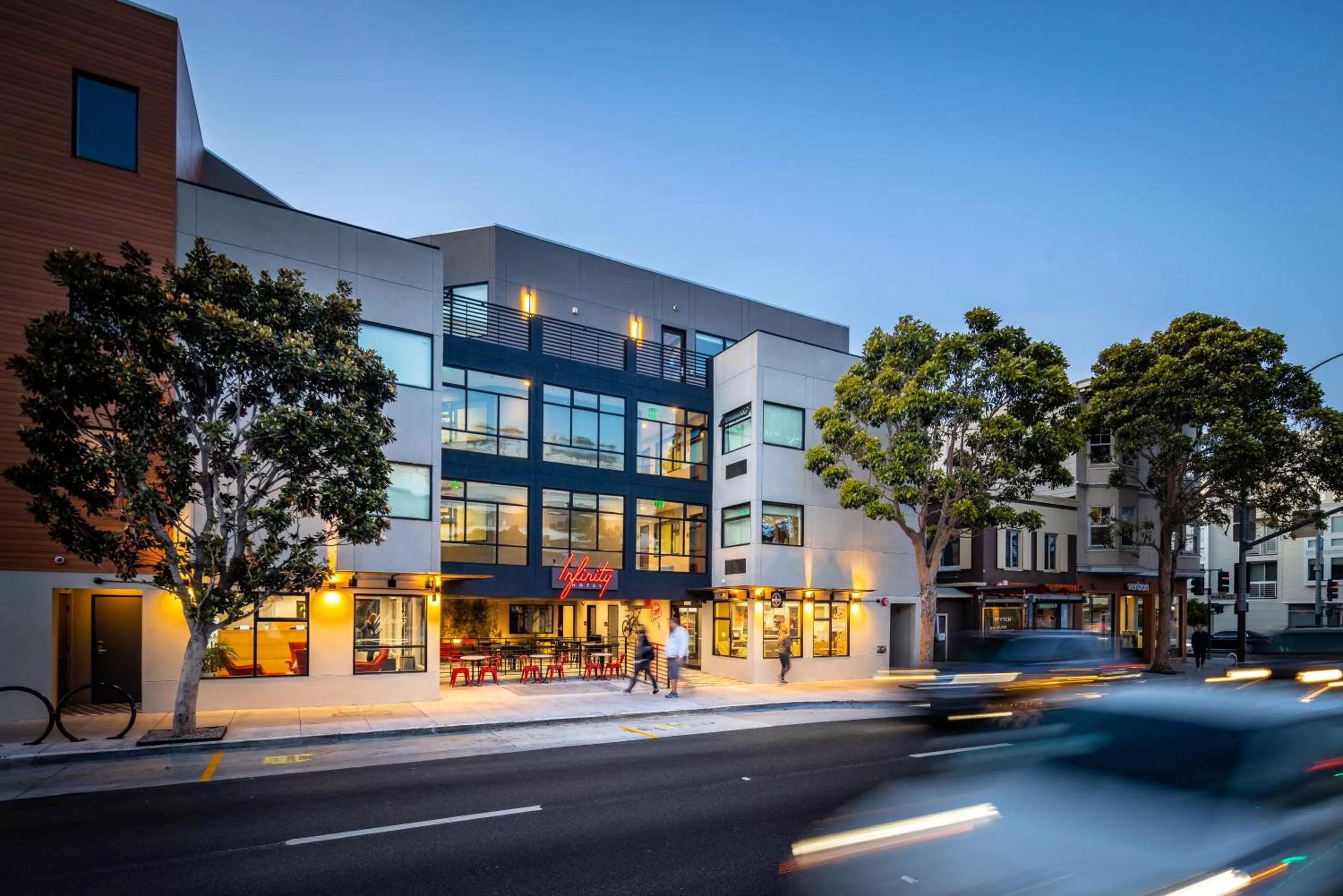 Property building in Infinity Hotel San Francisco, Tapestry Collection by Hilton