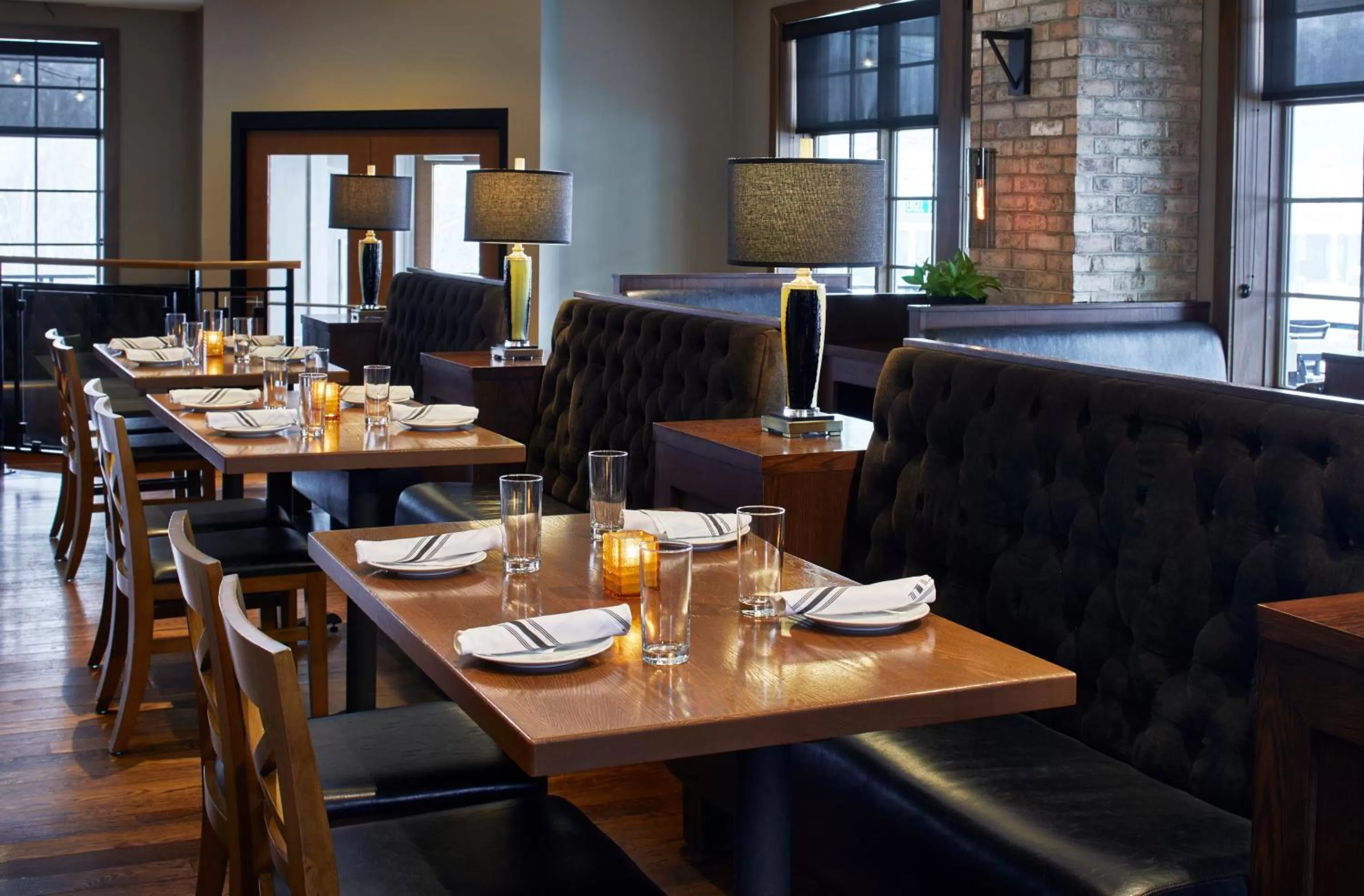 Restaurant/places to eat in The Hotel Landing