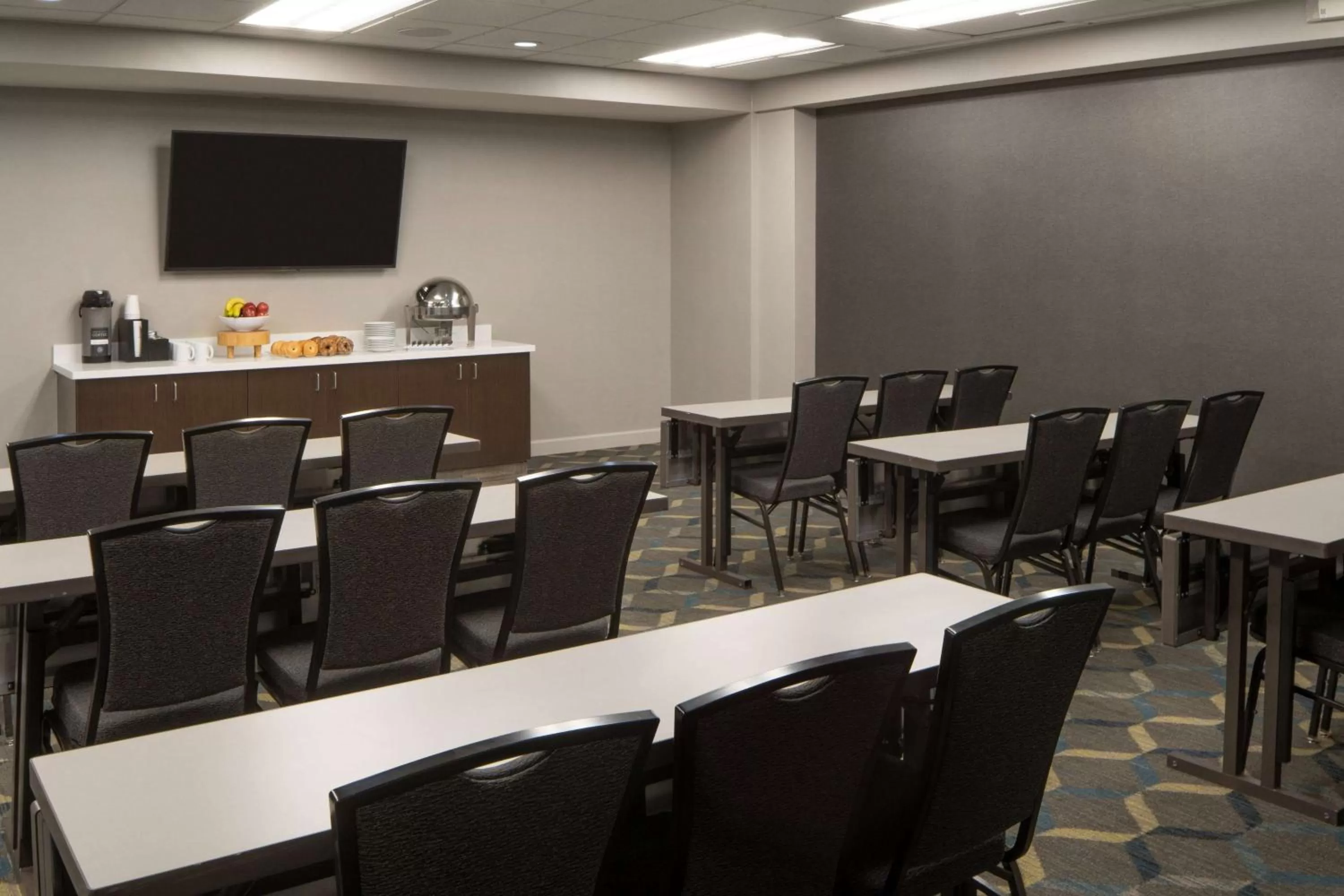 Meeting/conference room in Sonesta ES Suites New Orleans Convention Center