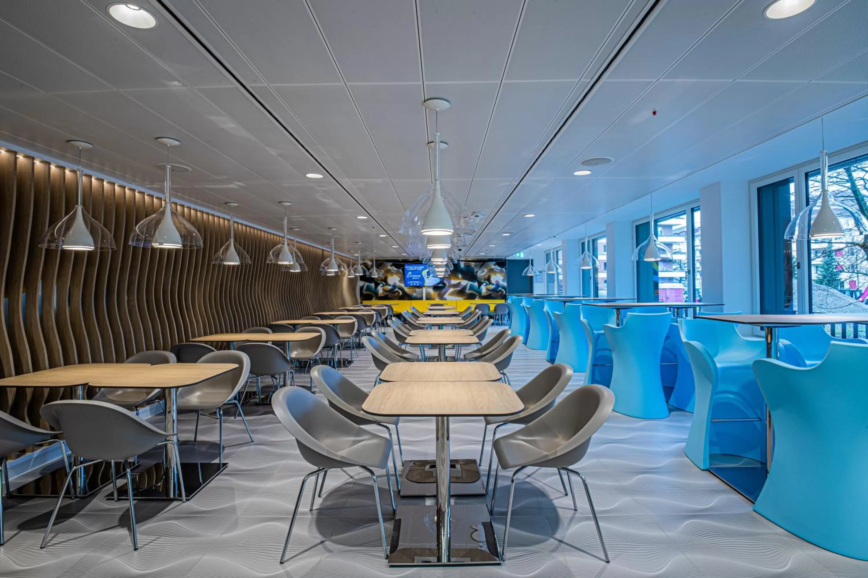 Restaurant/places to eat in Prize by Radisson, Bern City