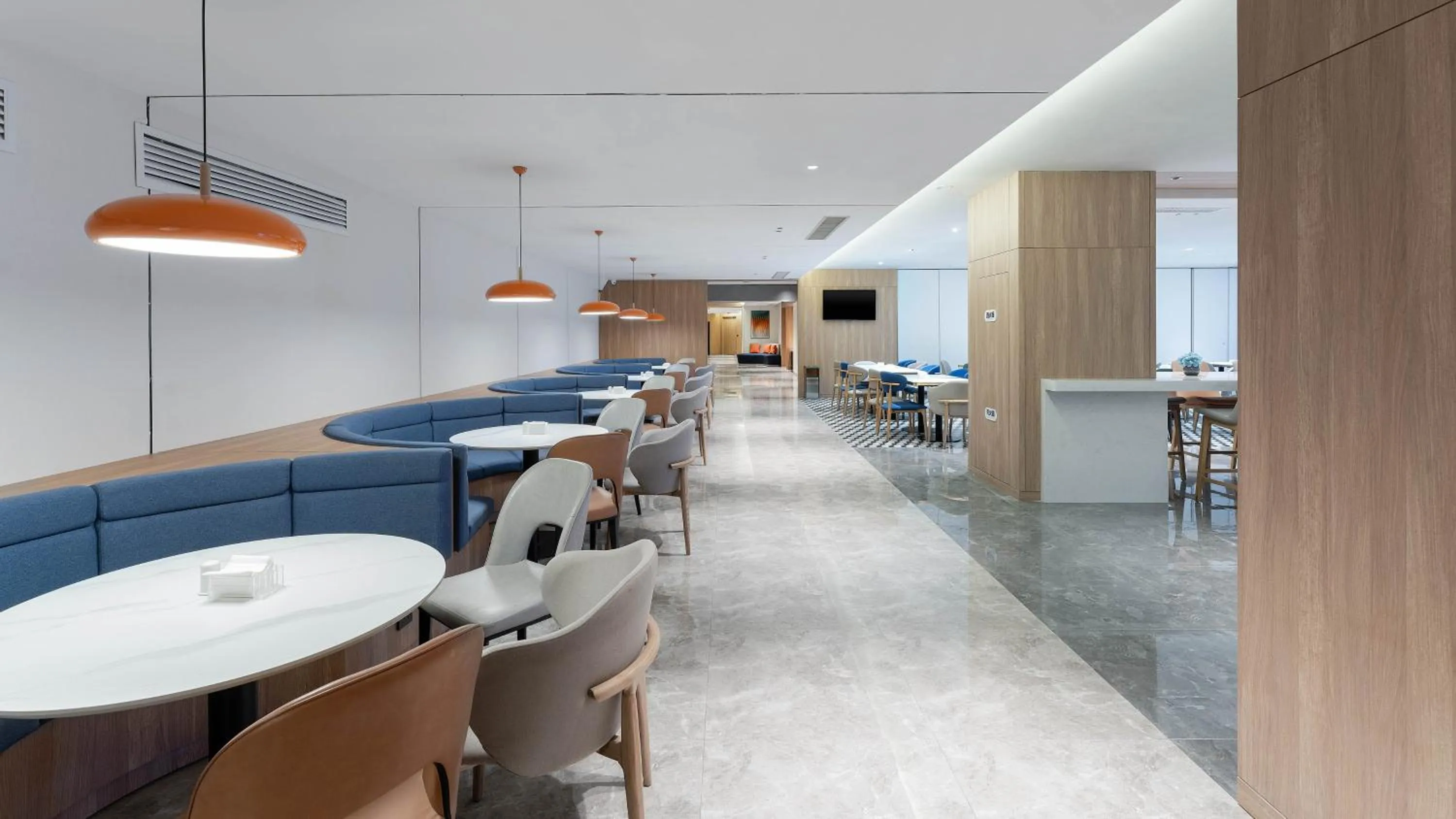 Restaurant/places to eat in Holiday Inn Express Kunming Panlong by IHG