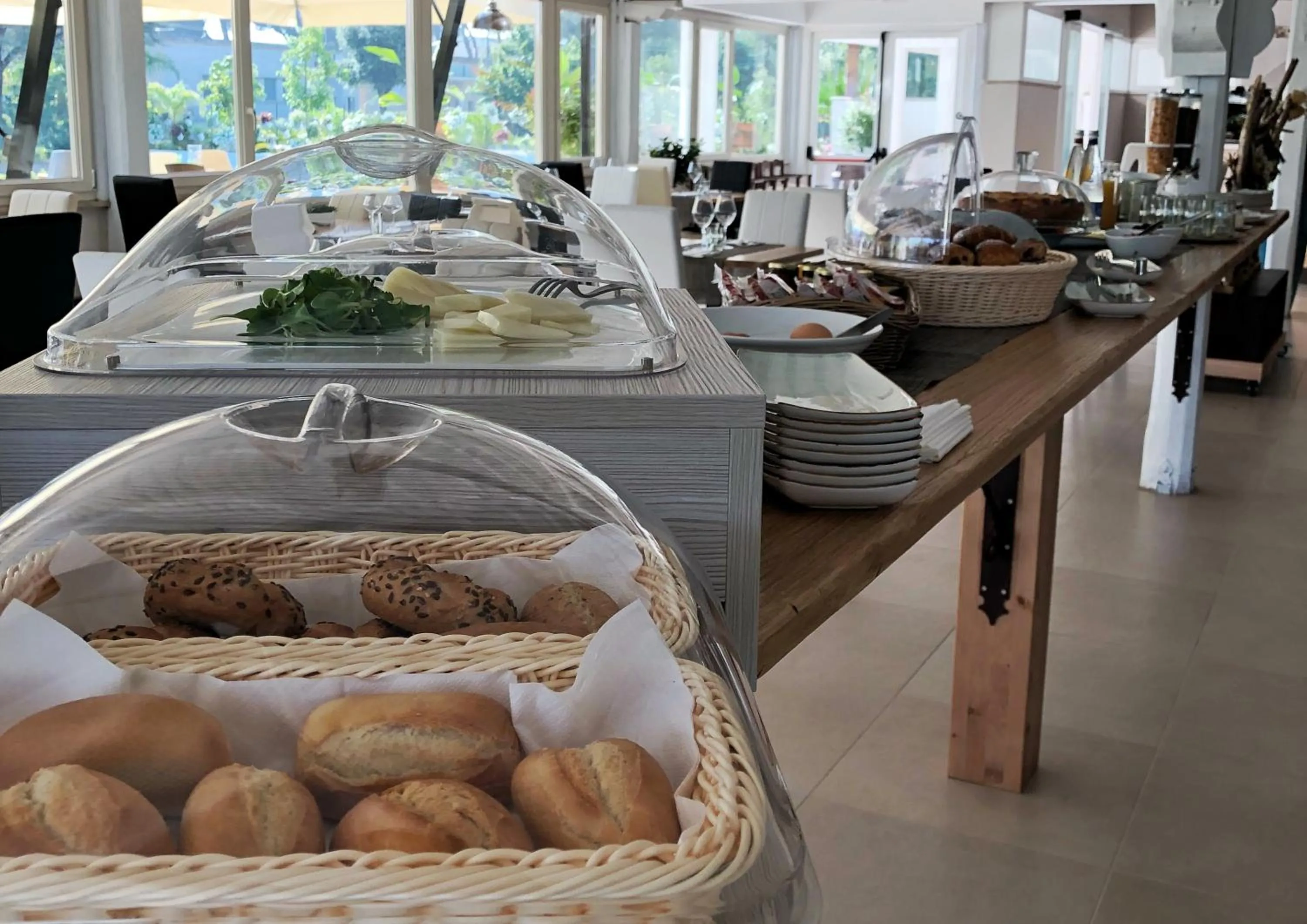 Breakfast in Love & Fama Hotel