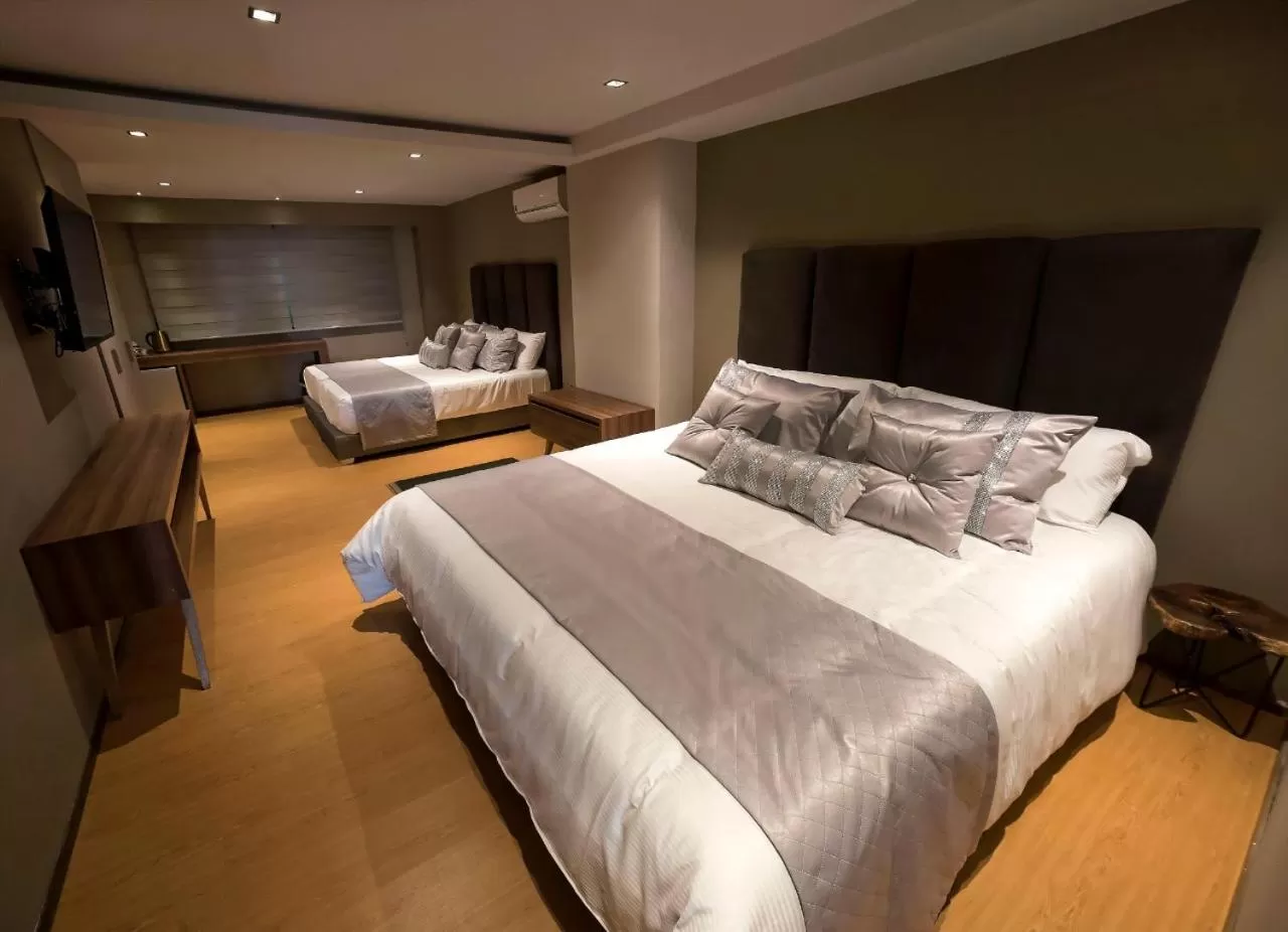 Photo of the whole room, Room Photo in Albura Hotel