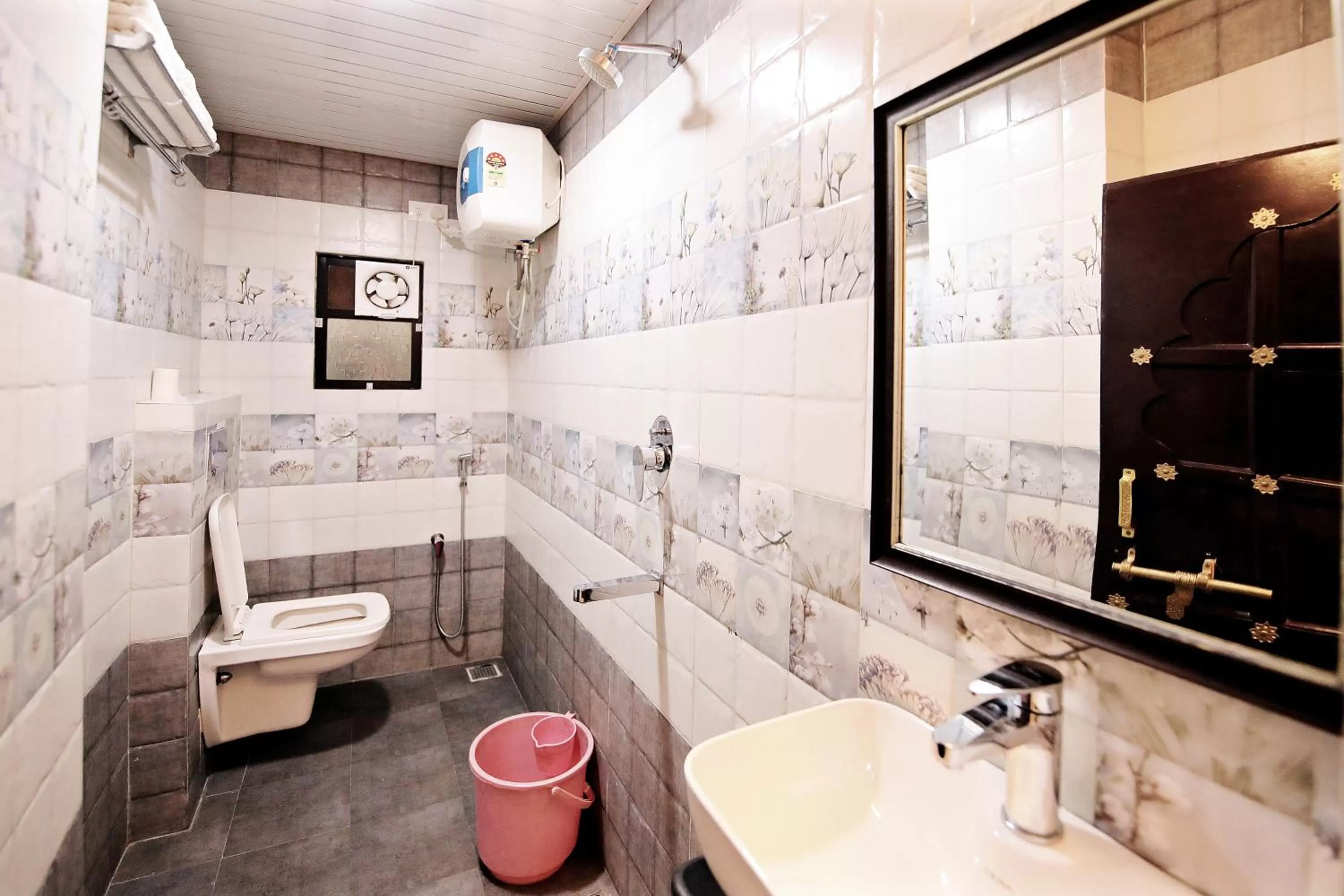 Shower in Storica Stays Panorama Haveli Udaipur