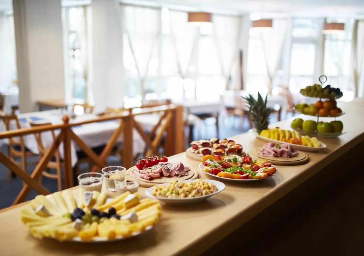 Buffet breakfast in Hotel Rehavital