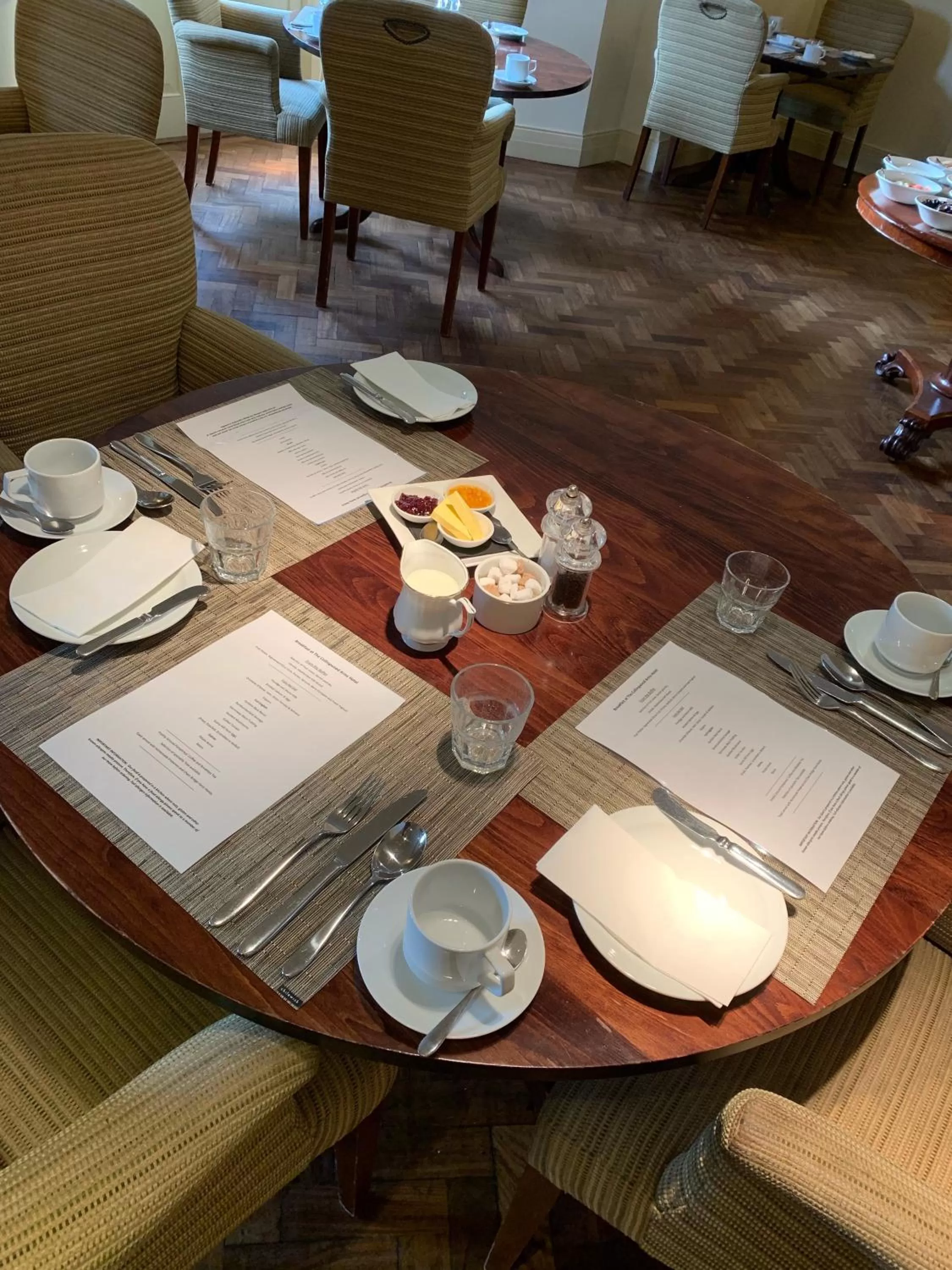 Breakfast in Collingwood Arms Hotel