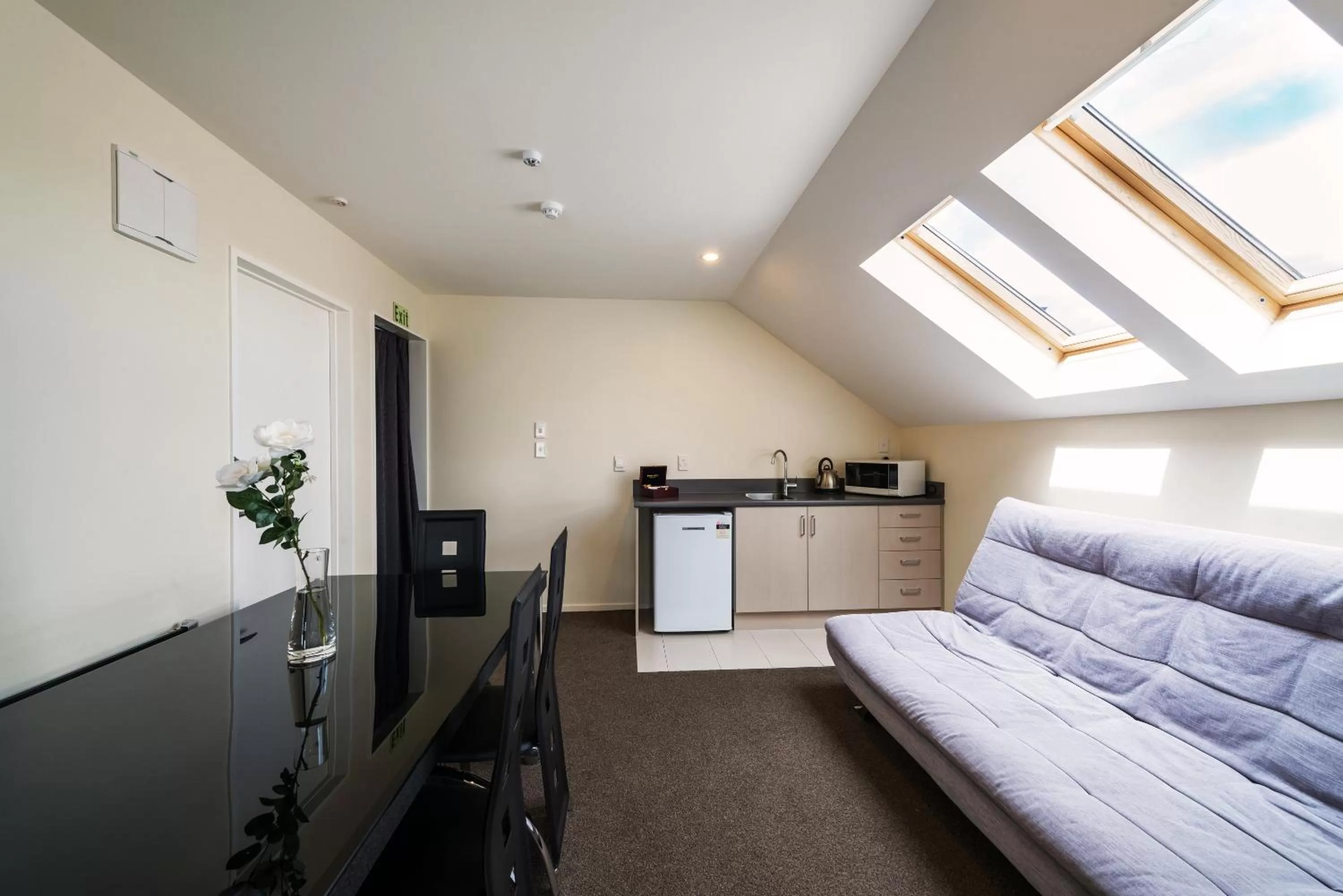 Dining area in 123 Motel