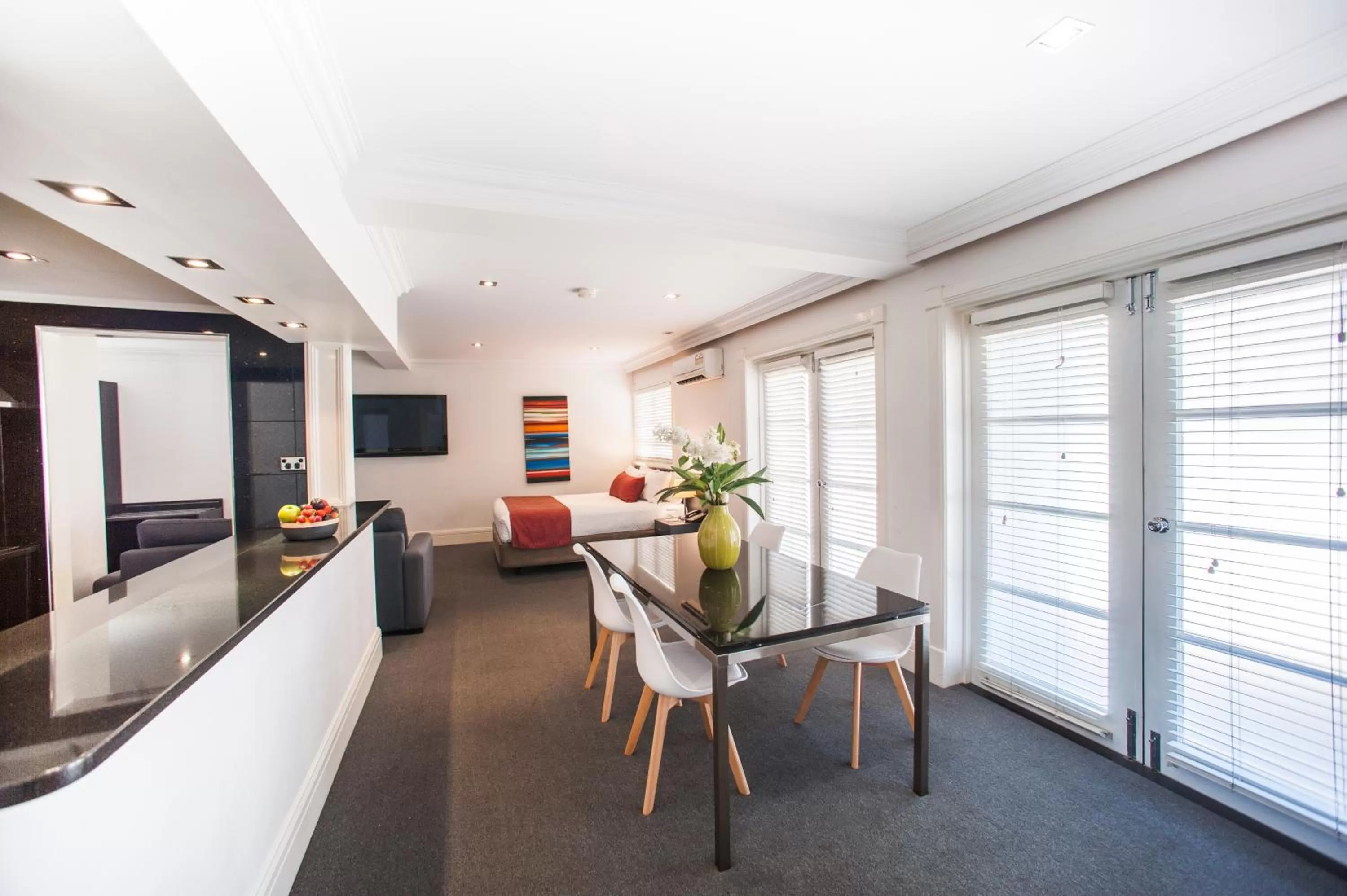 Dining area in Ramada Hotel & Suites by Wyndham Cabramatta