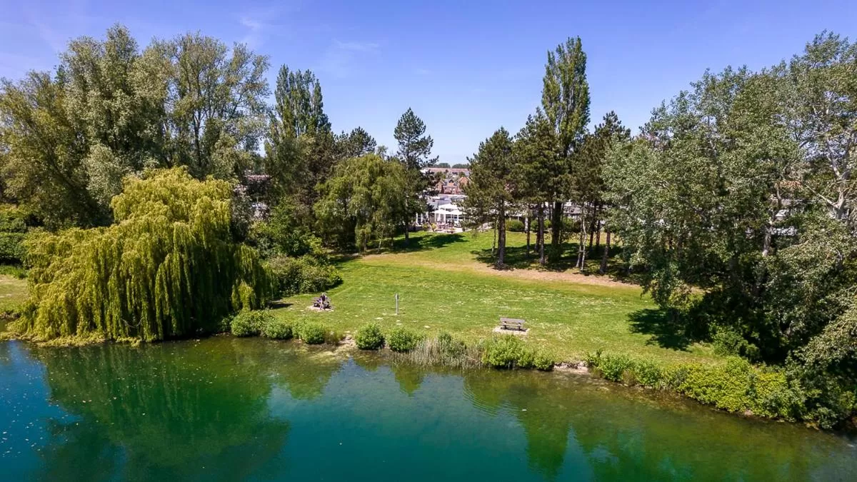 Bird's eye view in Best Western Hotel du Lac Dunkerque- Restaurant ouvert 7/7 midi et soir