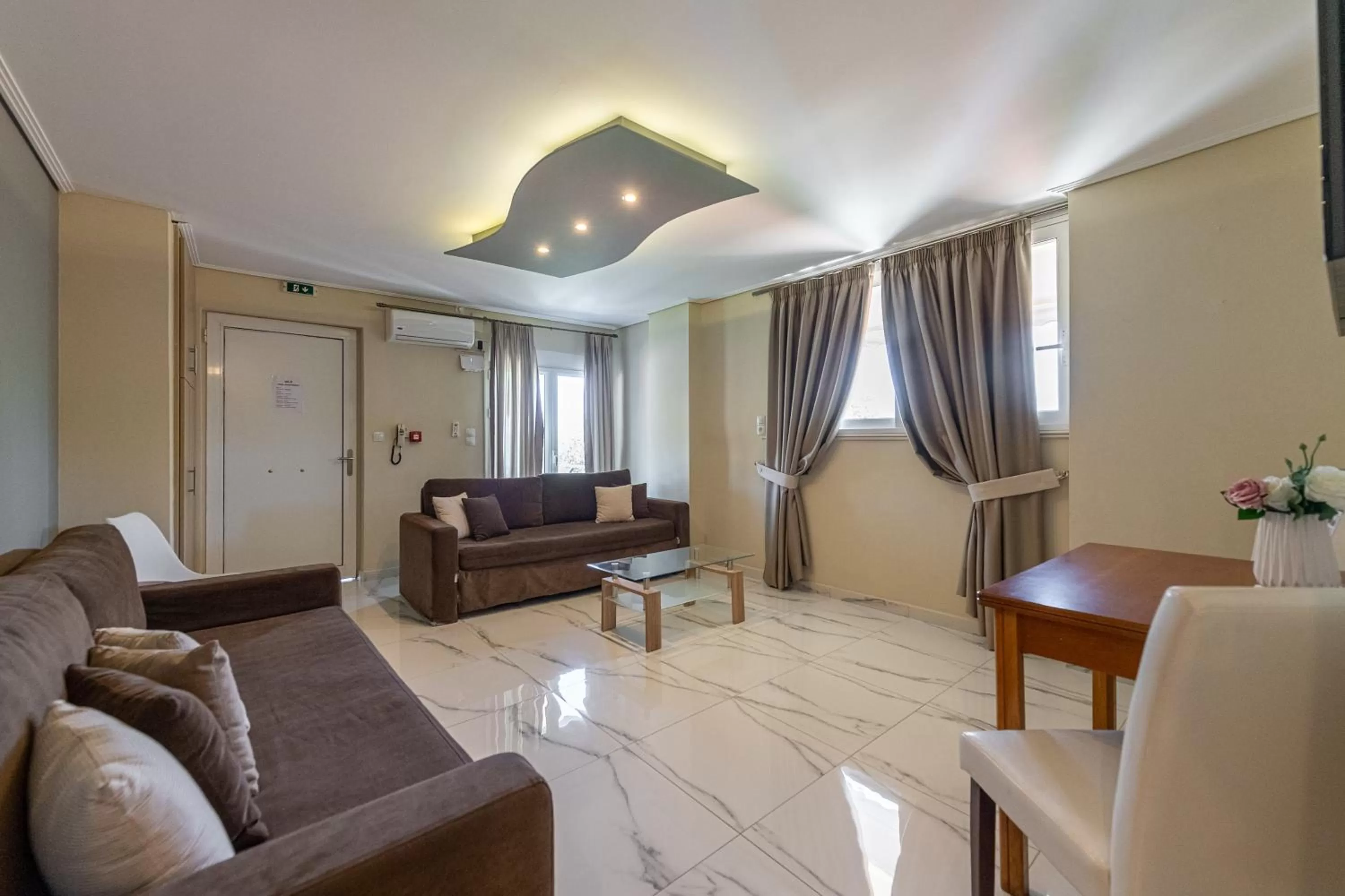 Apartments Tina FREE transfer from-to the airport