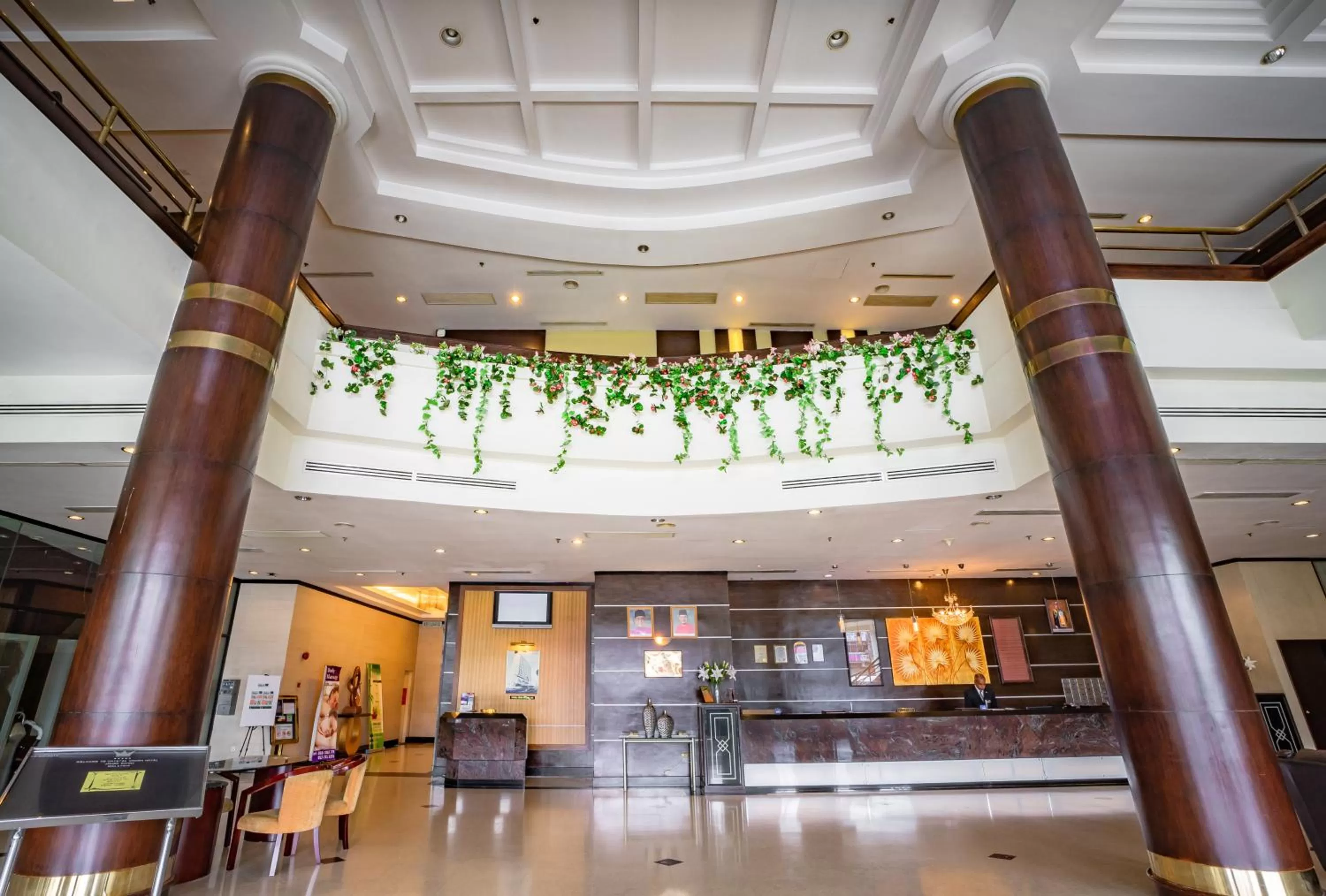 Crystal Crown Hotel JB