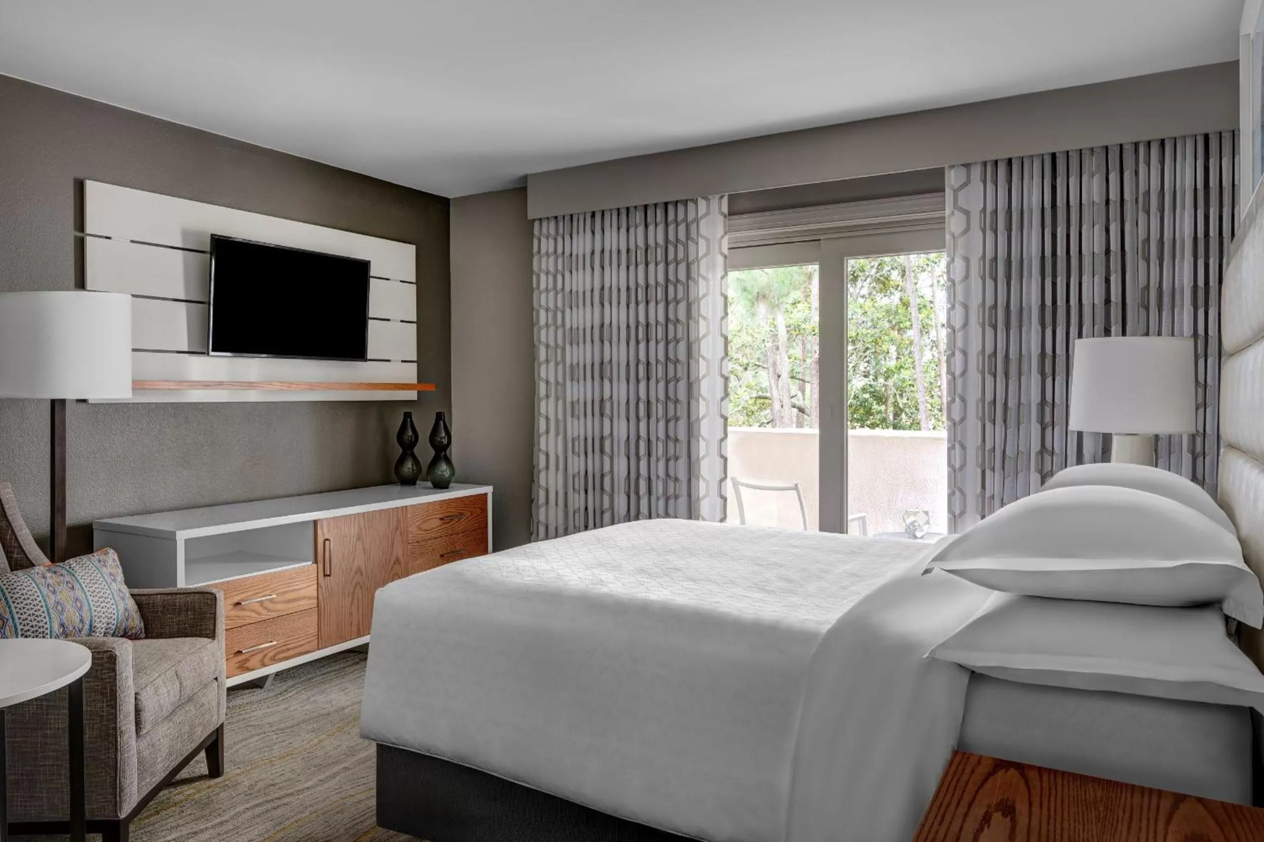 Bed in Bluegreen's Bayside Resort and Spa