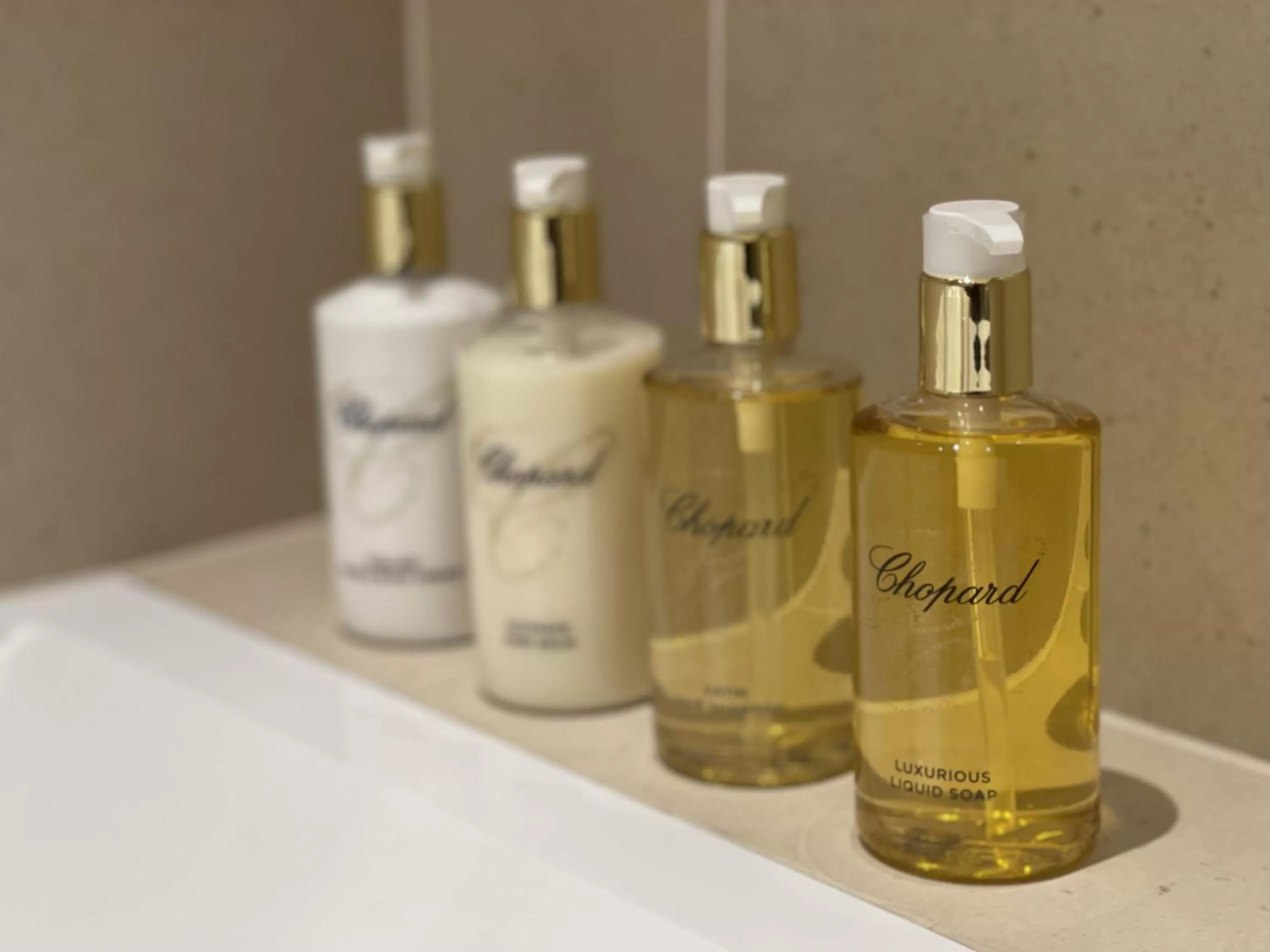 Bath in Hotel Adriatica