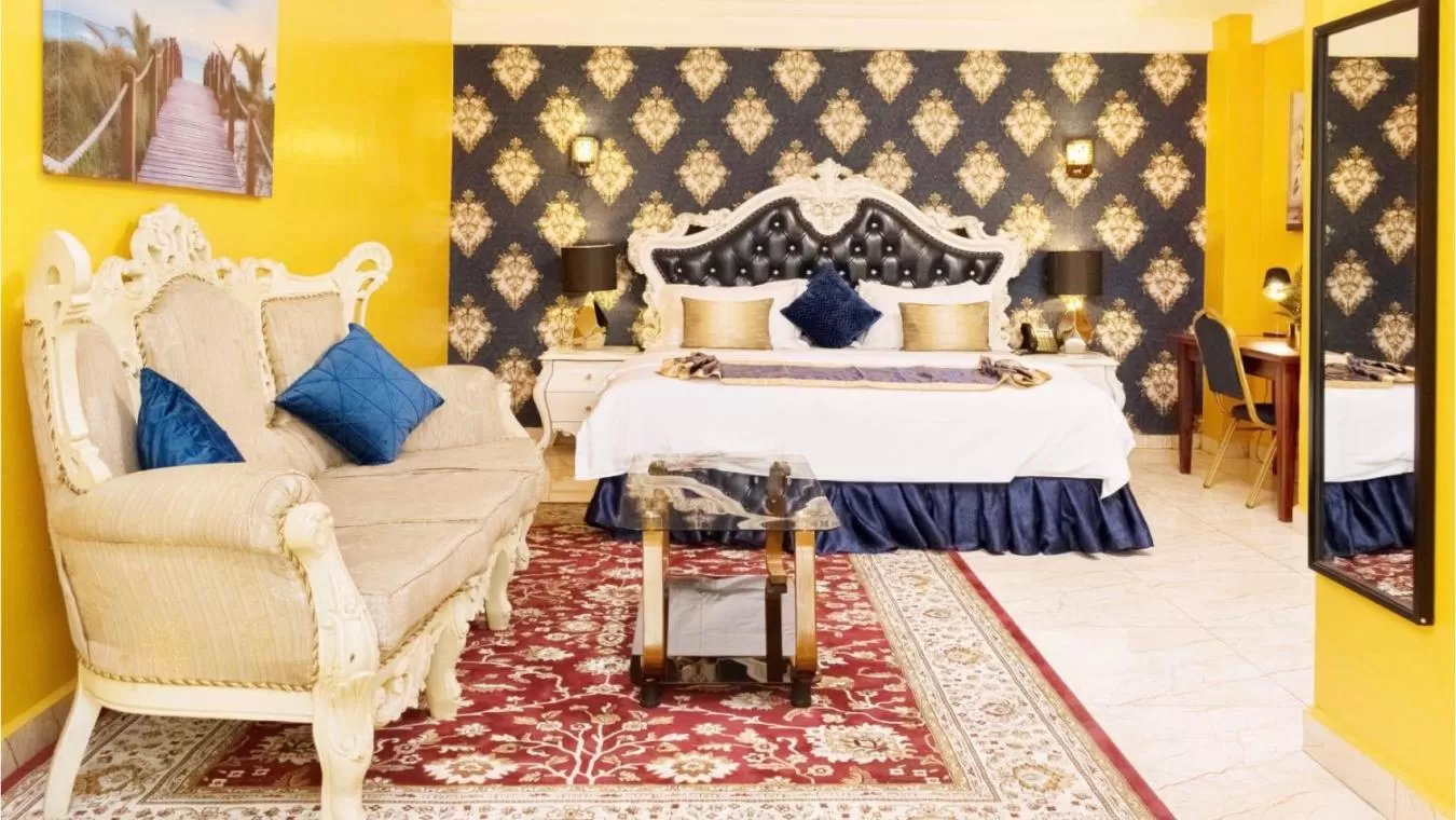 Bedroom, Bed in Marriot Metropolitan Hotel