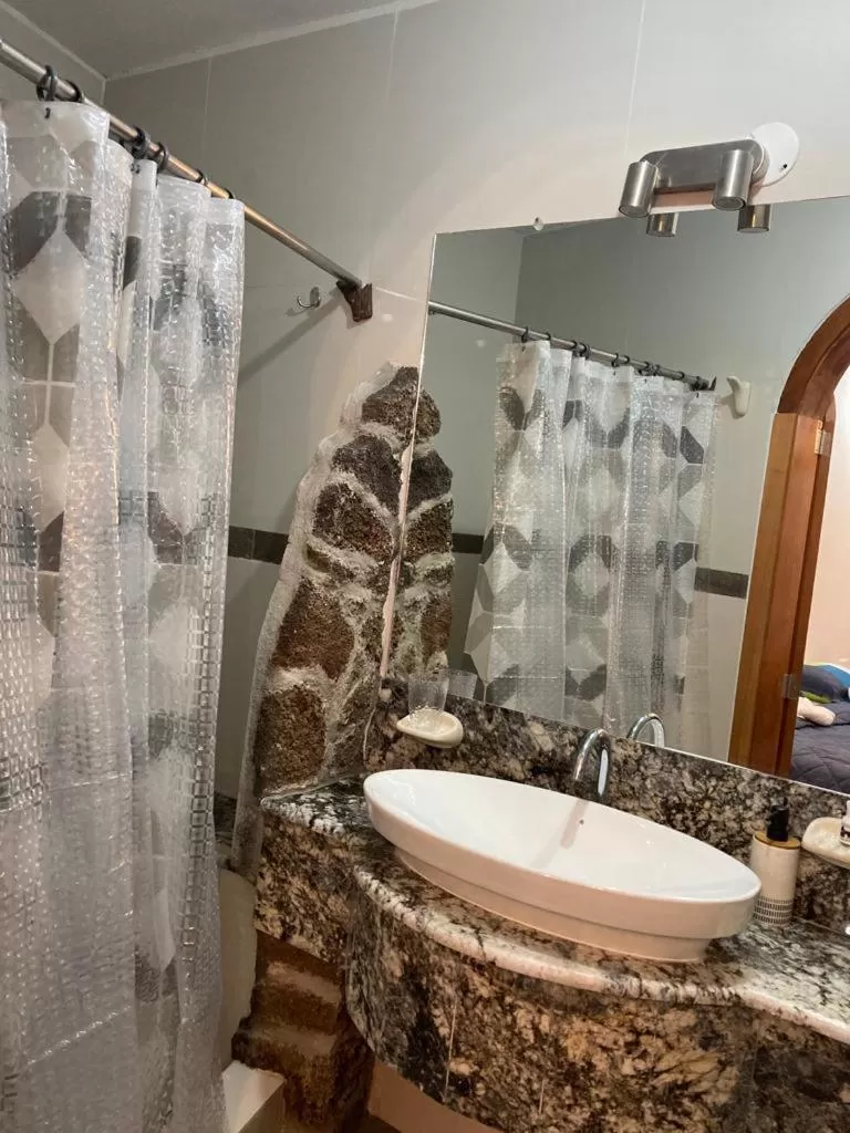 Bathroom in La Fortaleza De Haro