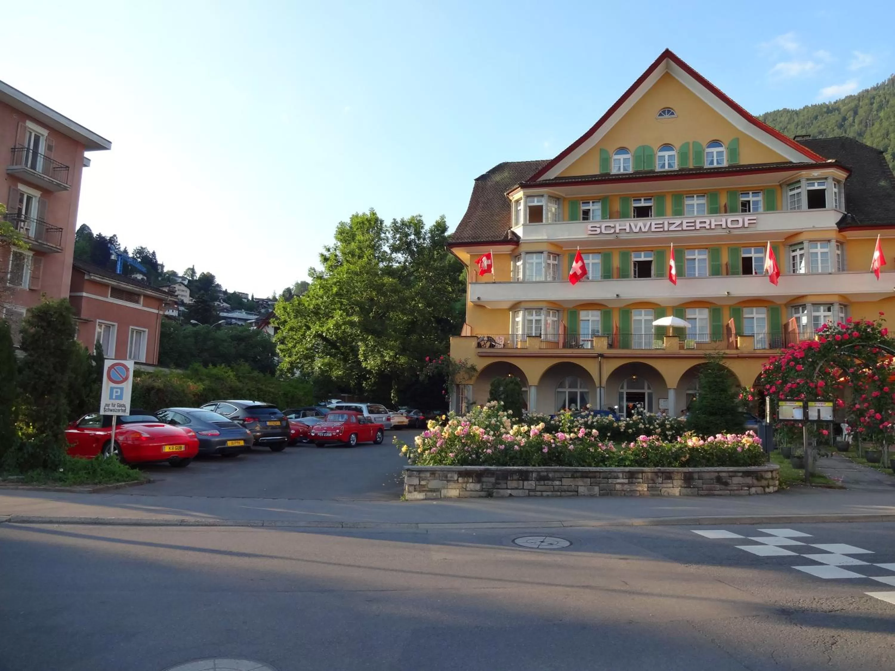 Facade/entrance in Hotel Schweizerhof