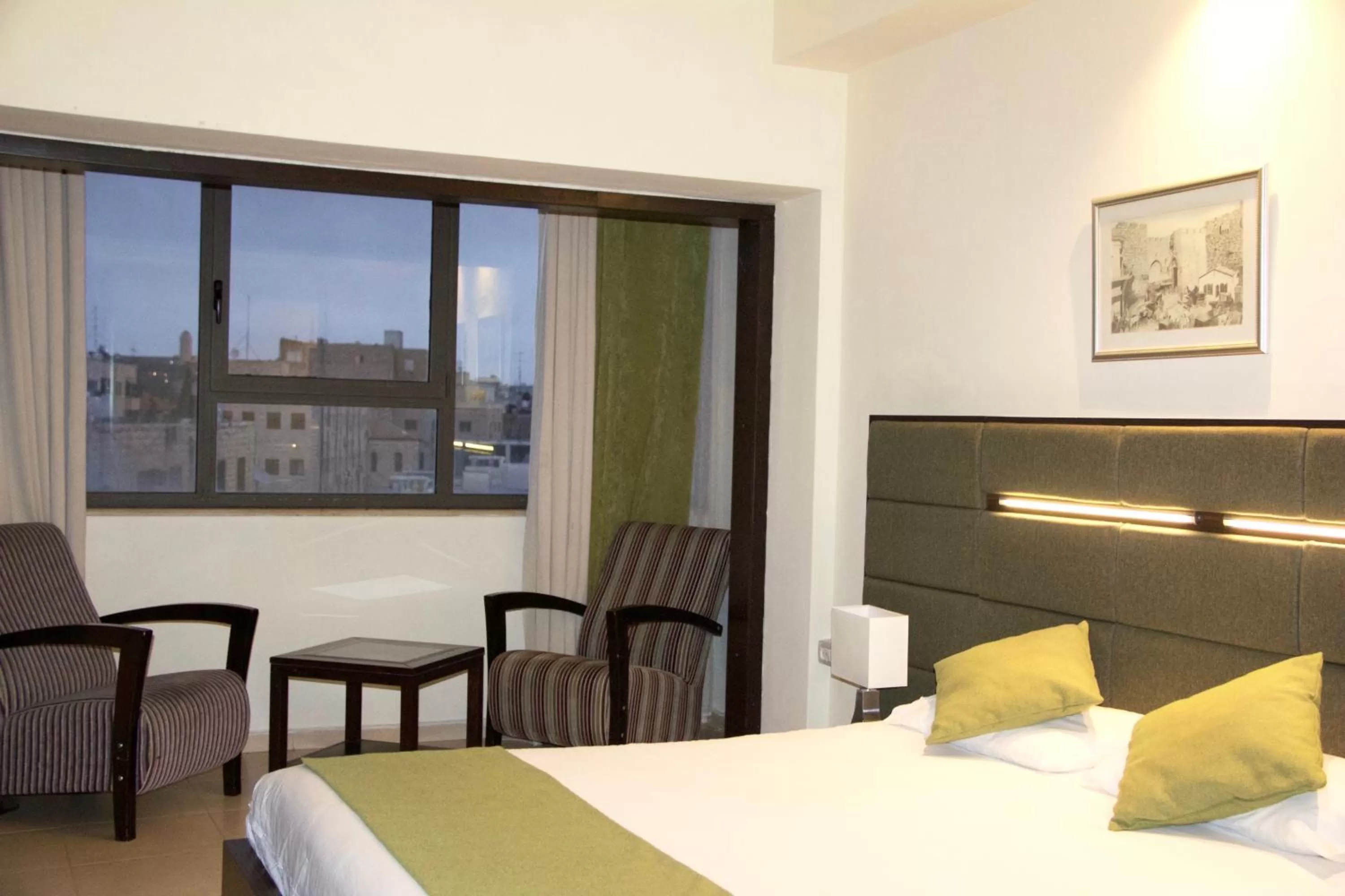 Bed in National Hotel - Jerusalem