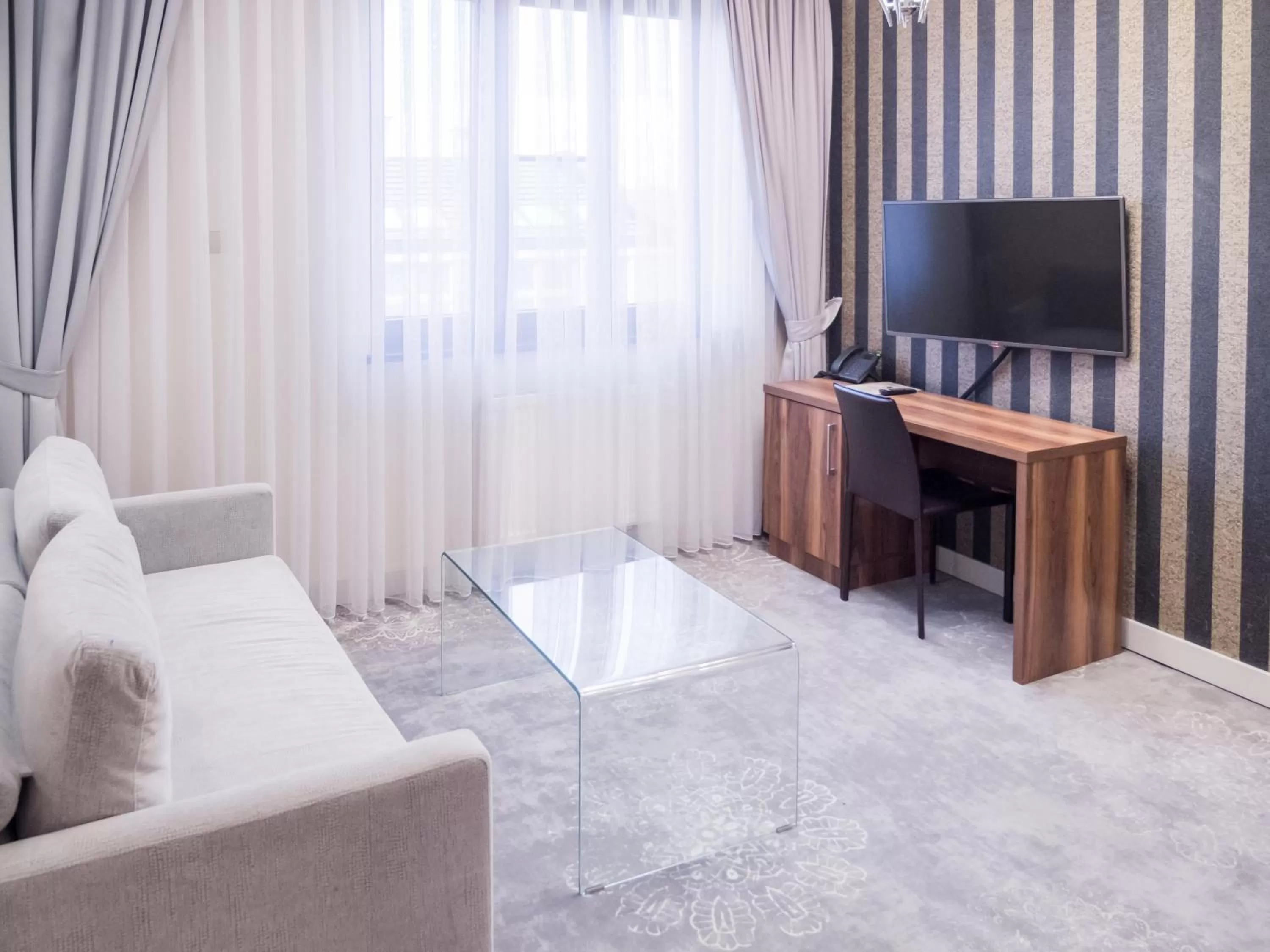 Seating area in Hotel Miodowa