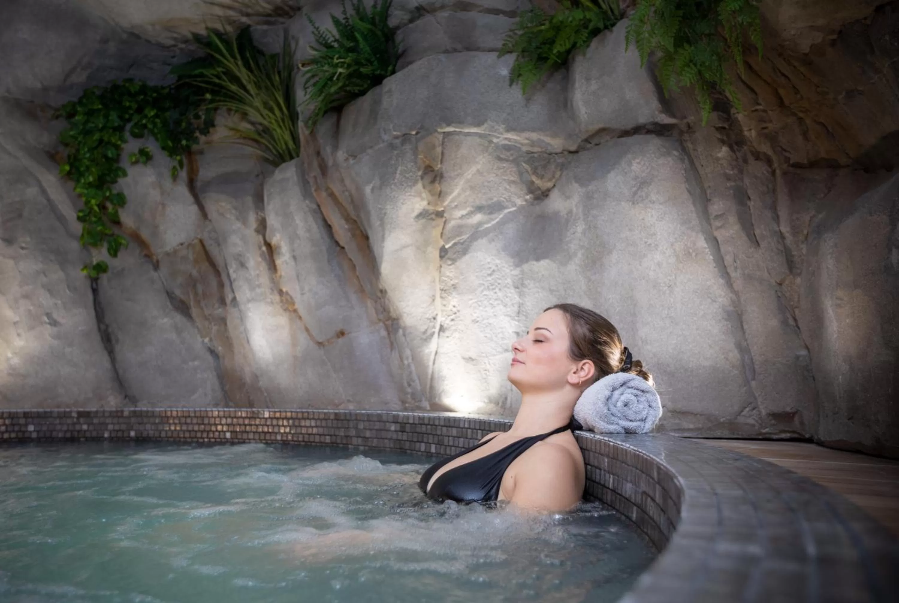 Hot Tub in Golden Tulip Aix les Bains - Hotel & Spa