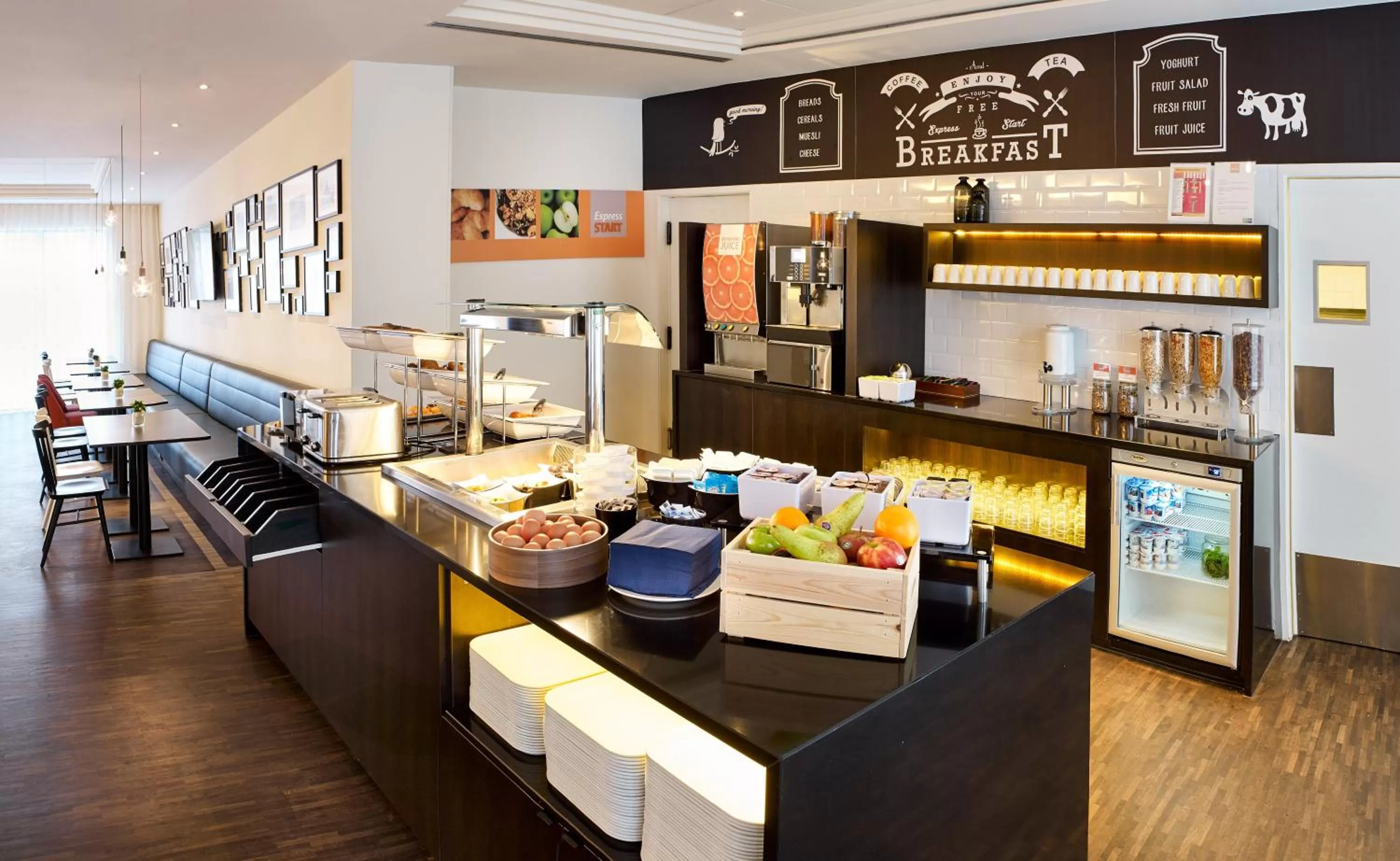 Breakfast in Holiday Inn Express Hasselt by IHG