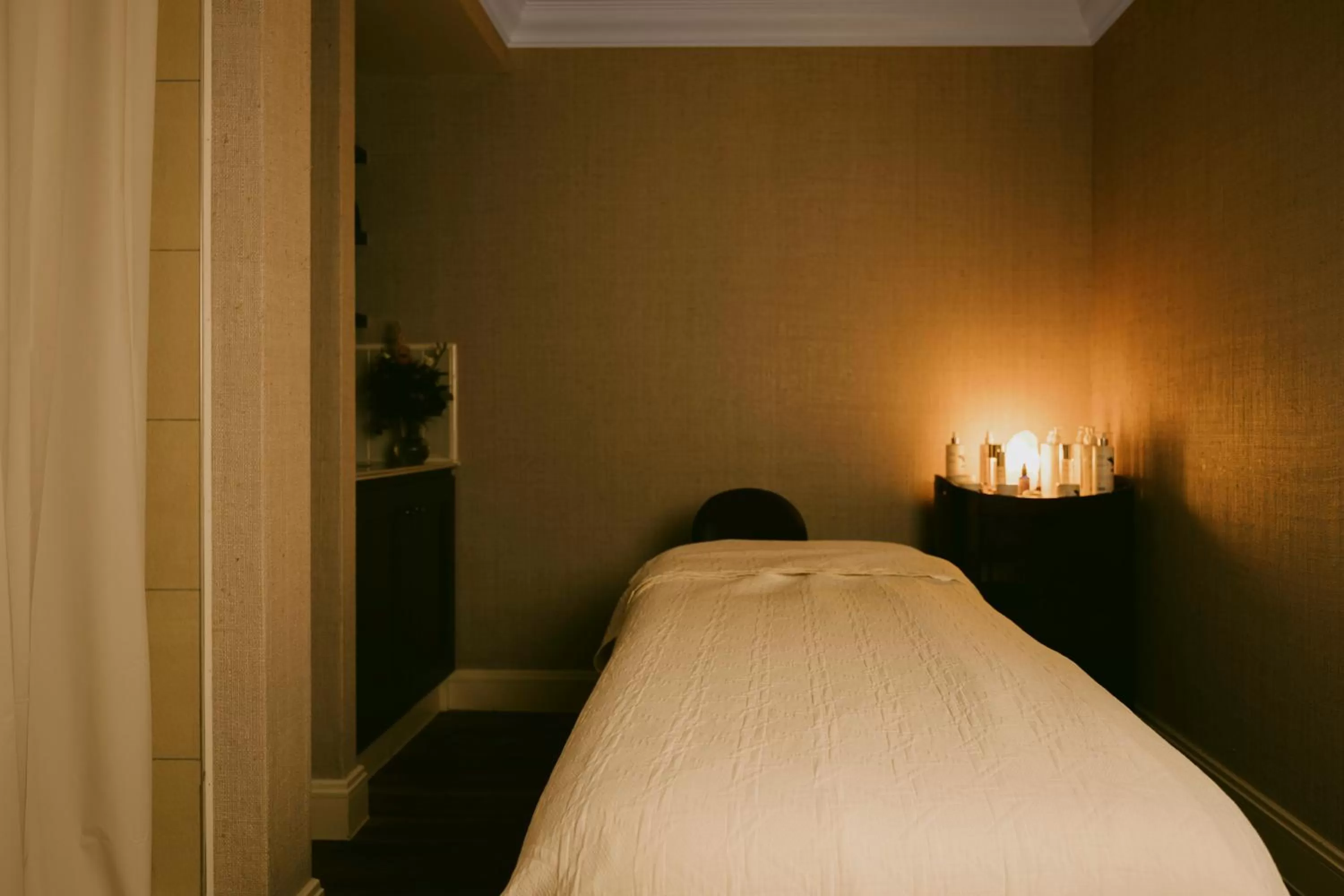 Massage, Bed in Marine Troon